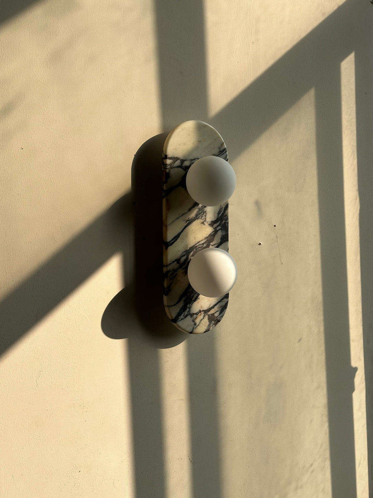 Alvuvyo Elegance Modern Marble Wall Lamp