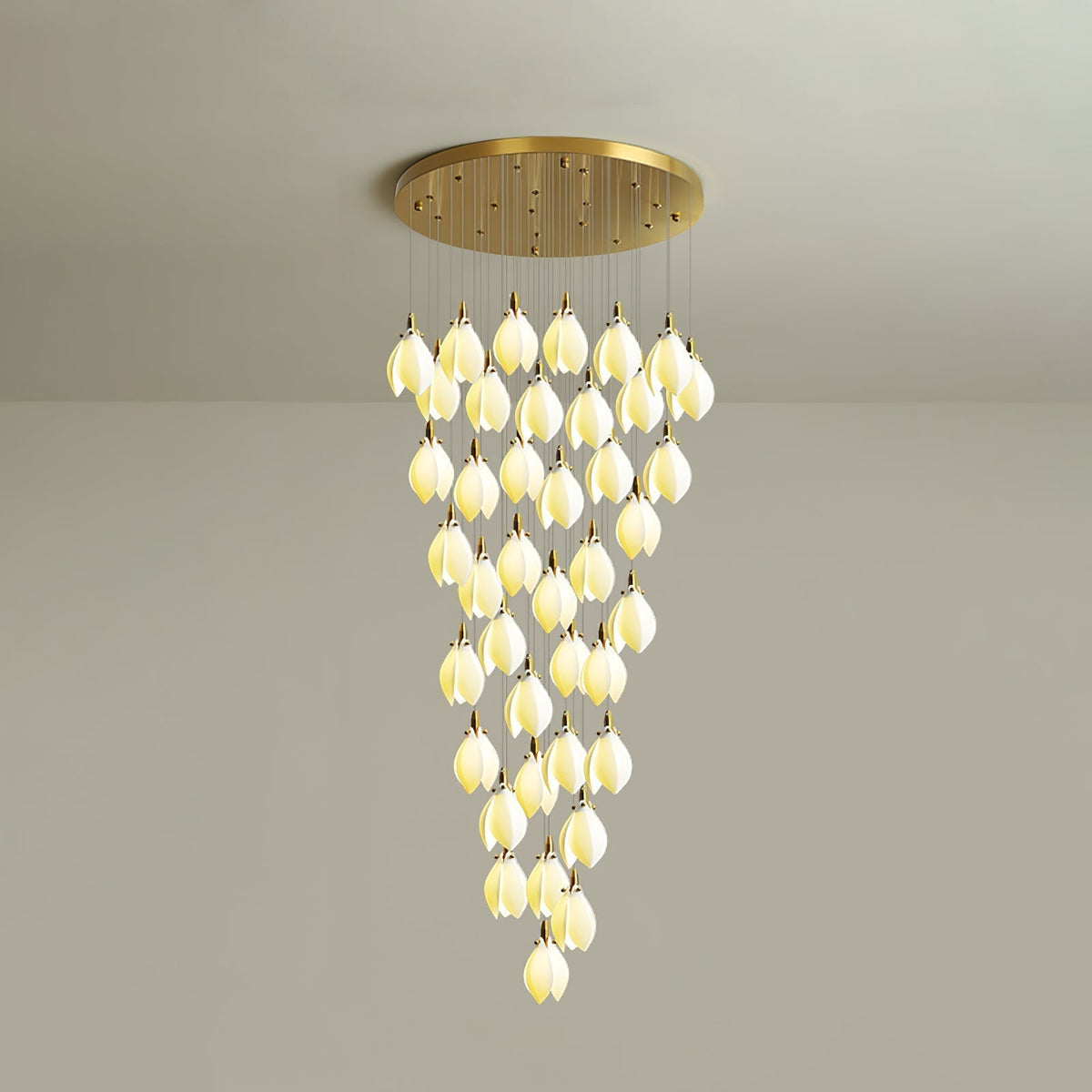 Caphayra Floral Ceramic Brass Chandelier
