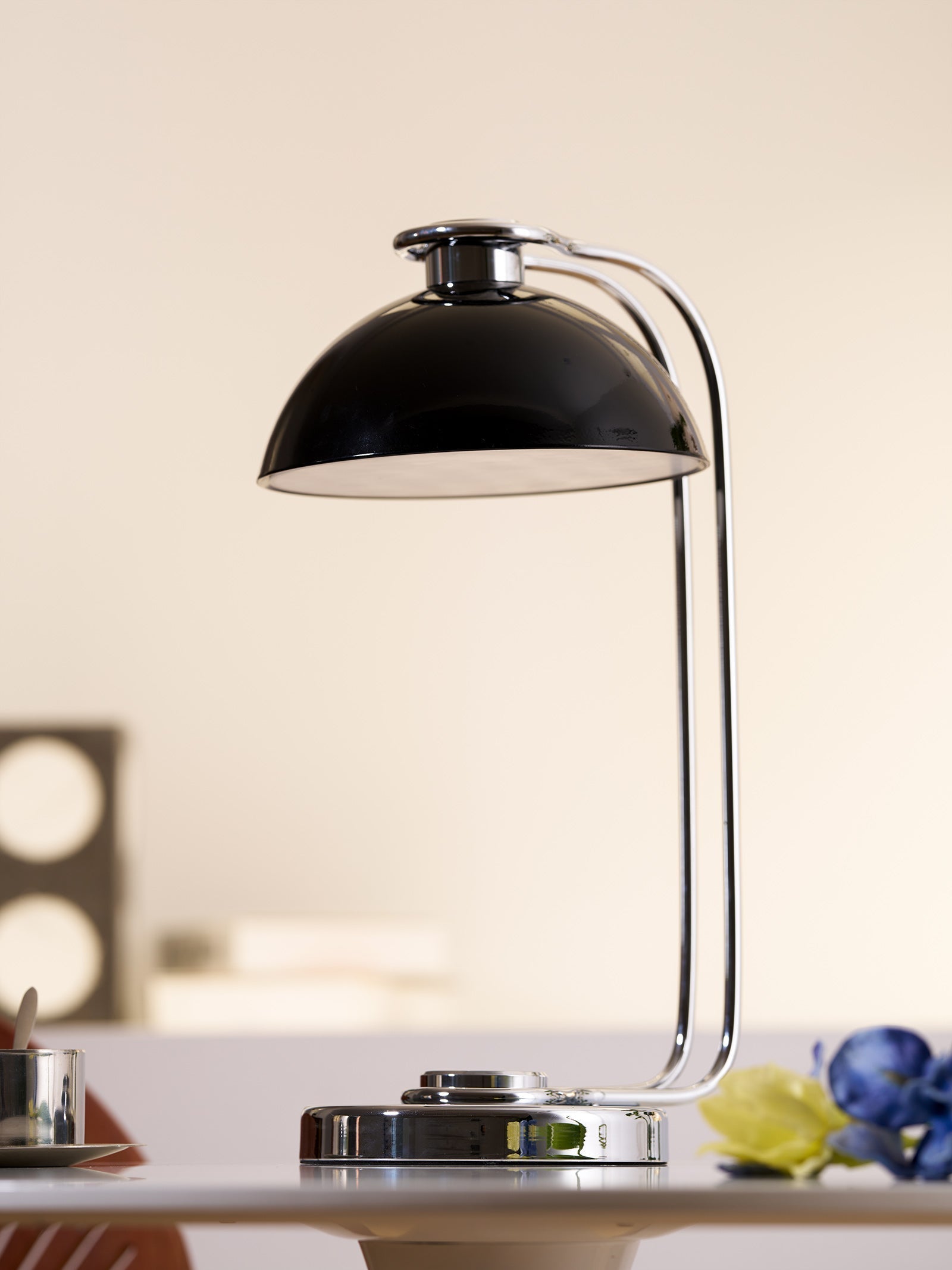 Lucanella Contemporary Acrylic Table lamp