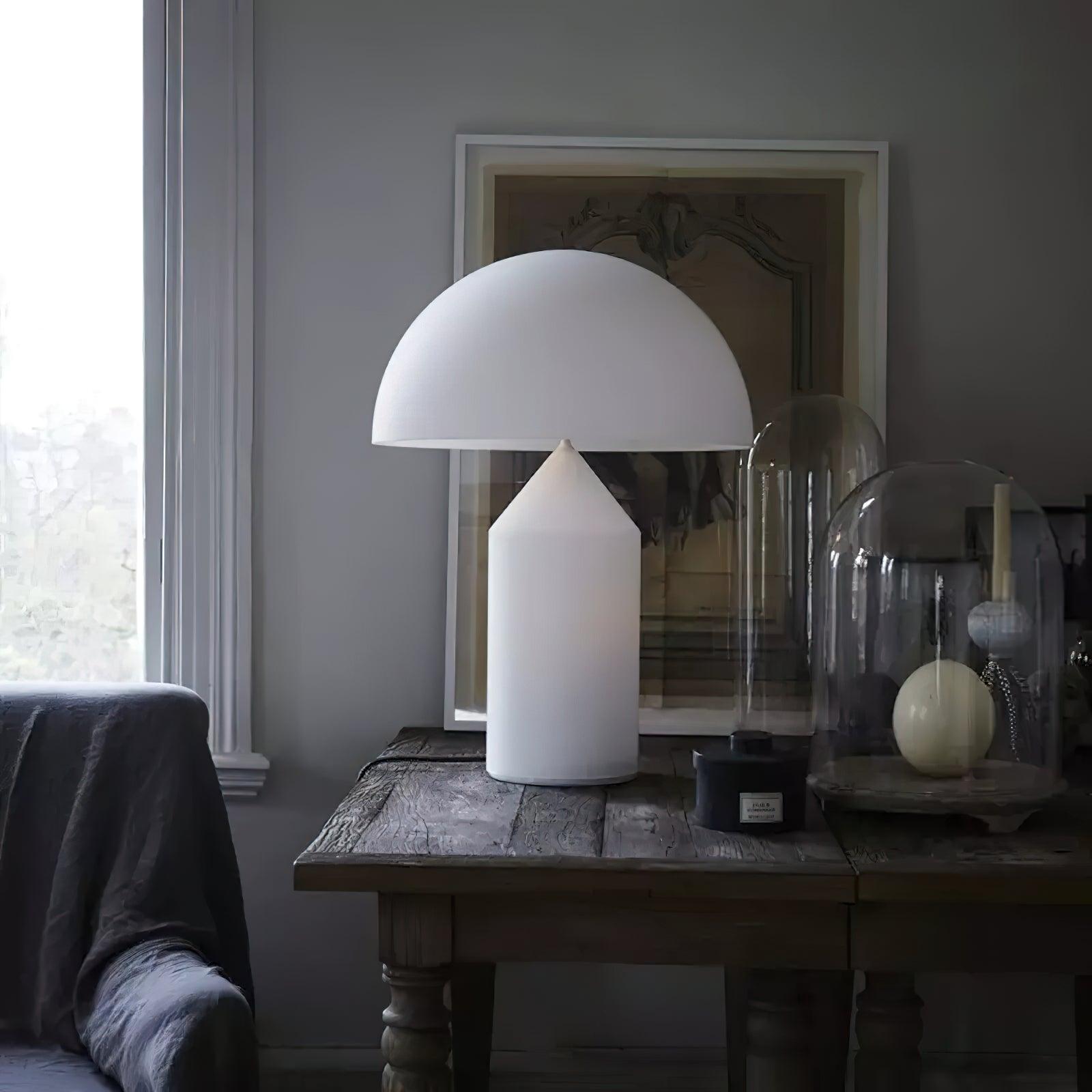Hesrin Glass Artistic Table Lamp