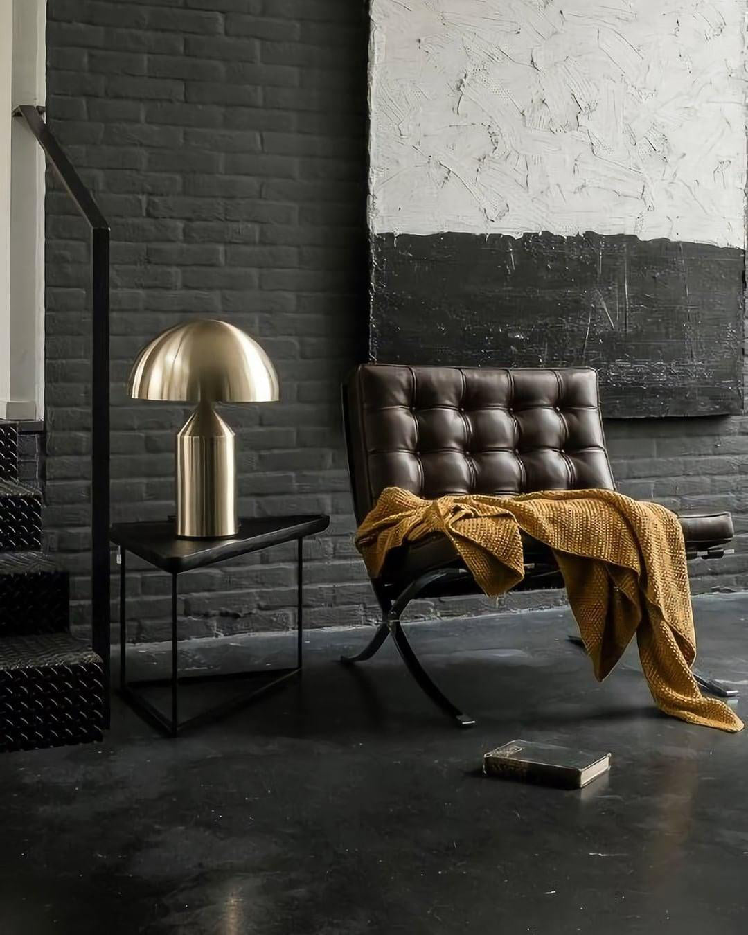 Selisina Industrial Minimalist Table Lamp
