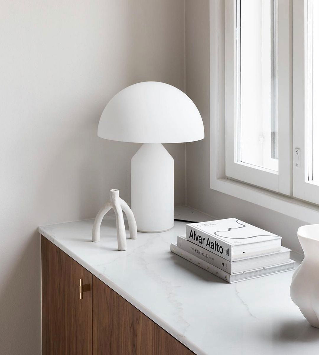 Selisina Industrial Minimalist Table Lamp