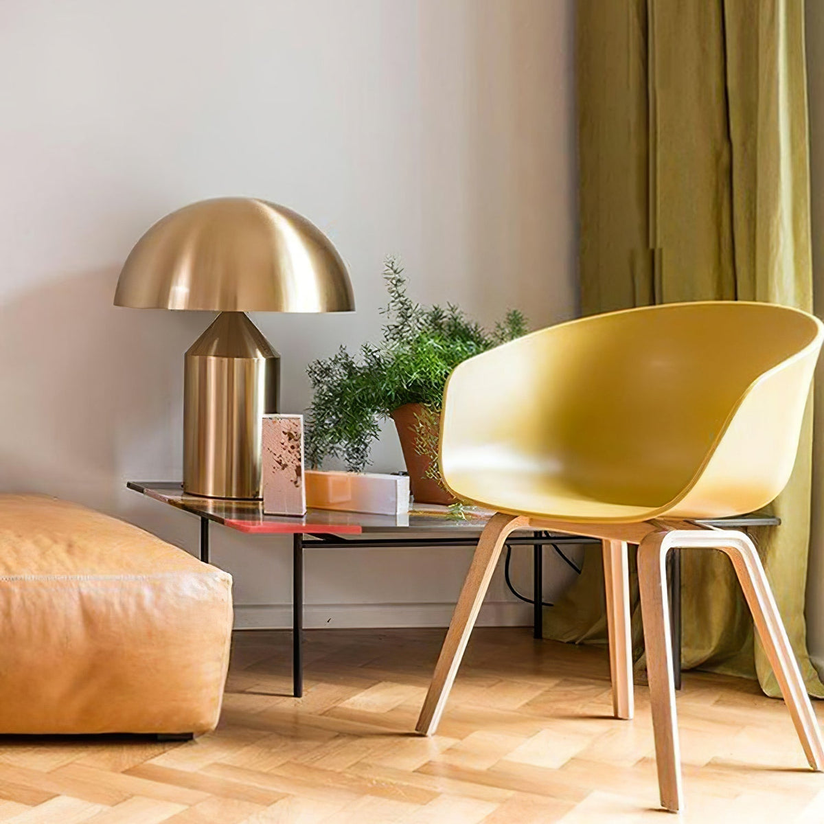 Selisina Industrial Minimalist Table Lamp