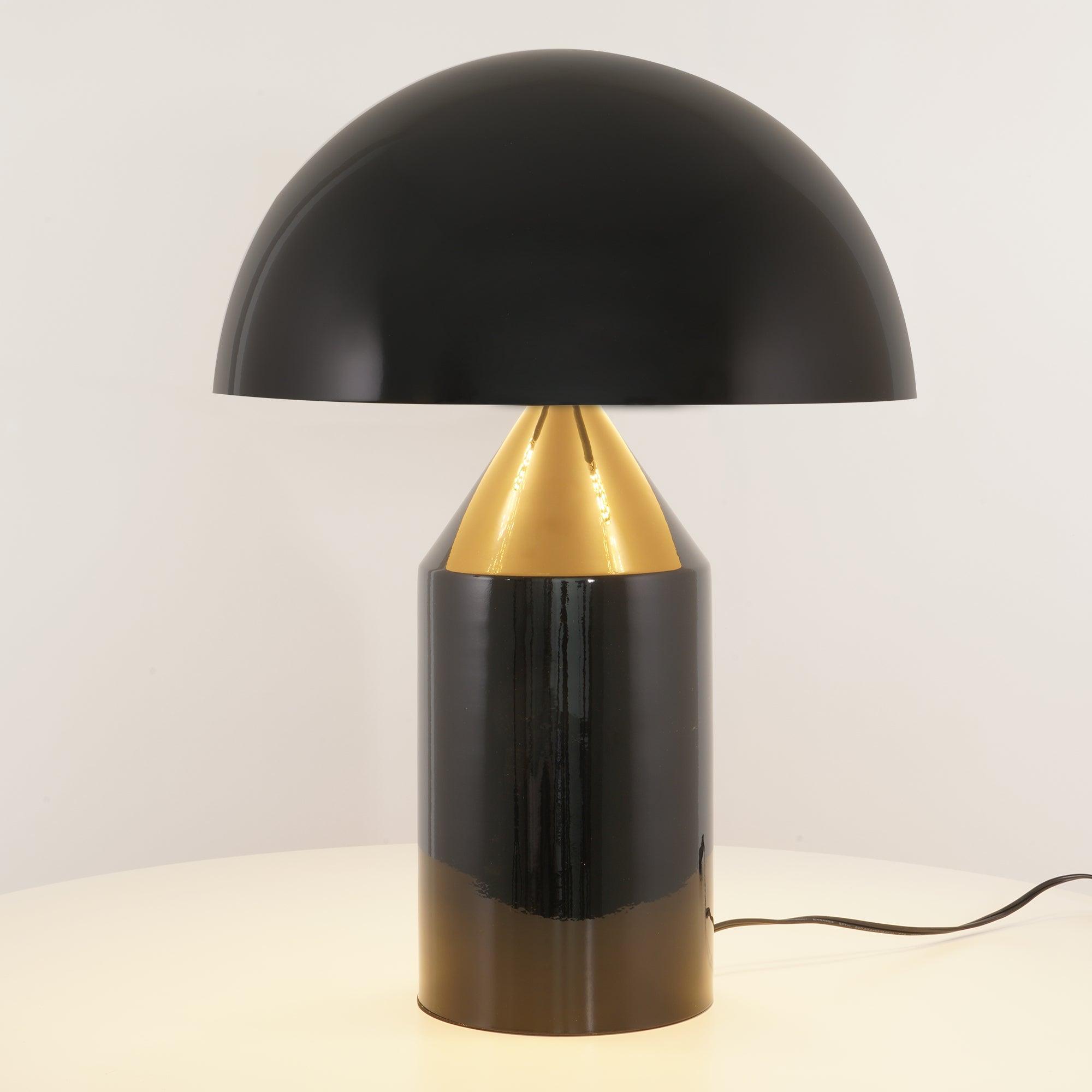 Selisina Industrial Minimalist Table Lamp