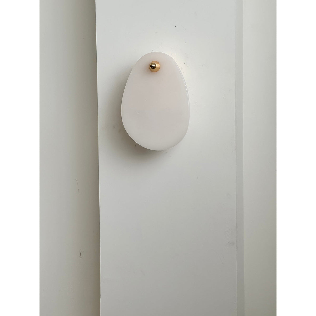 Norduvys Modern Luxurious Metal Marble Wall Lamp