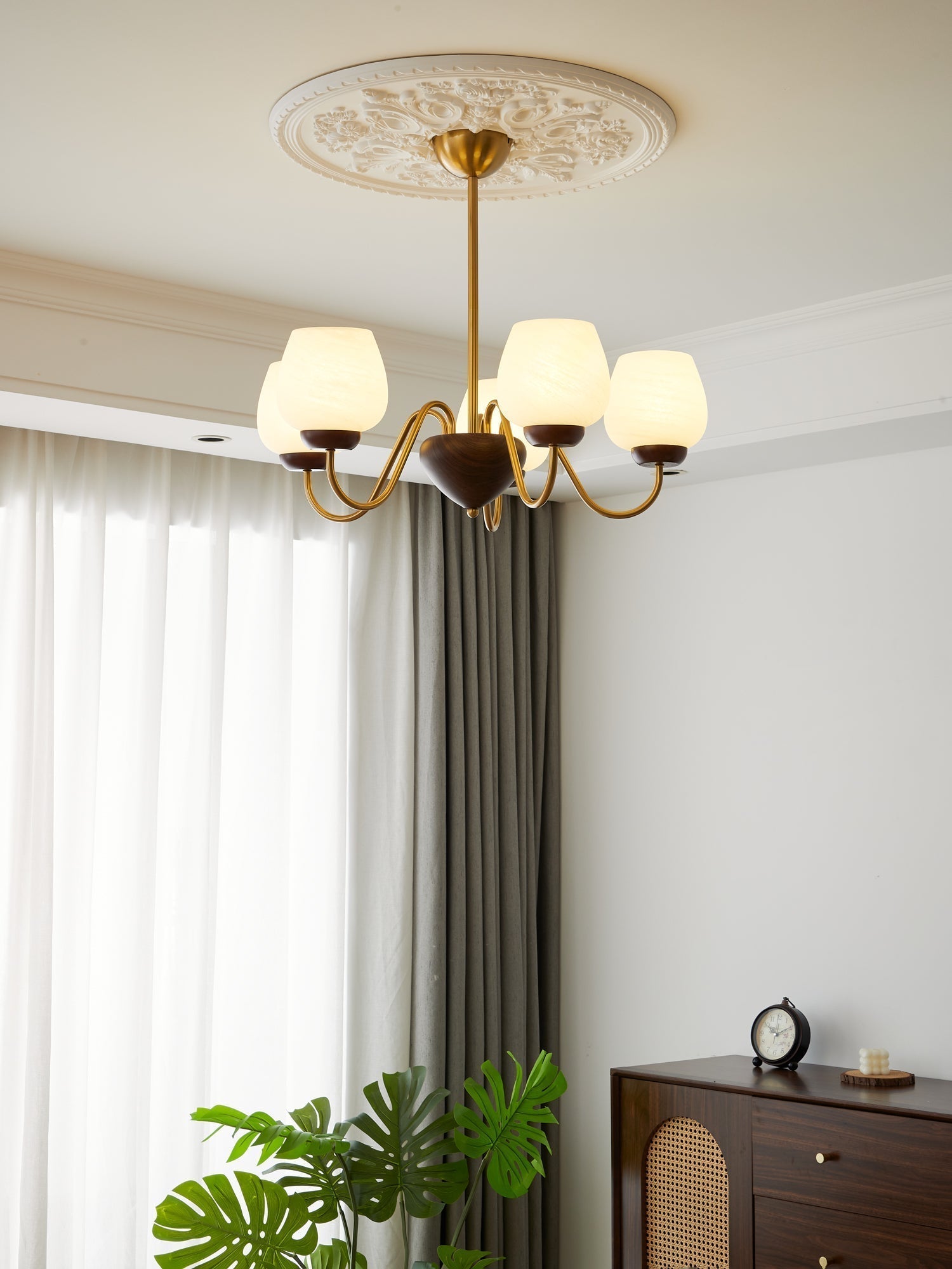 Sytheiel Premium Elegance Wood Glass Chandelier
