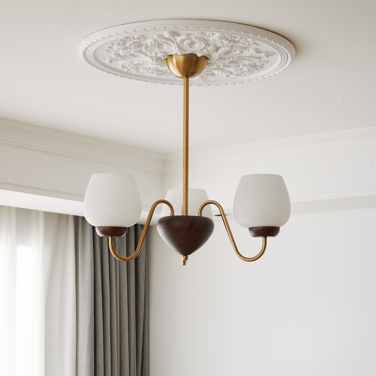 Sytheiel Premium Elegance Wood Glass Chandelier