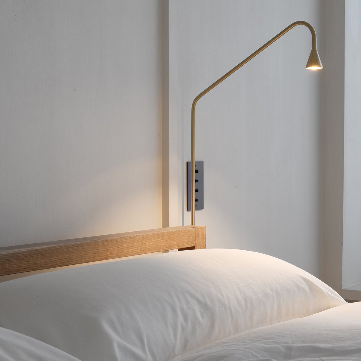 Vesolel Modern Minimalist Wall Lamp