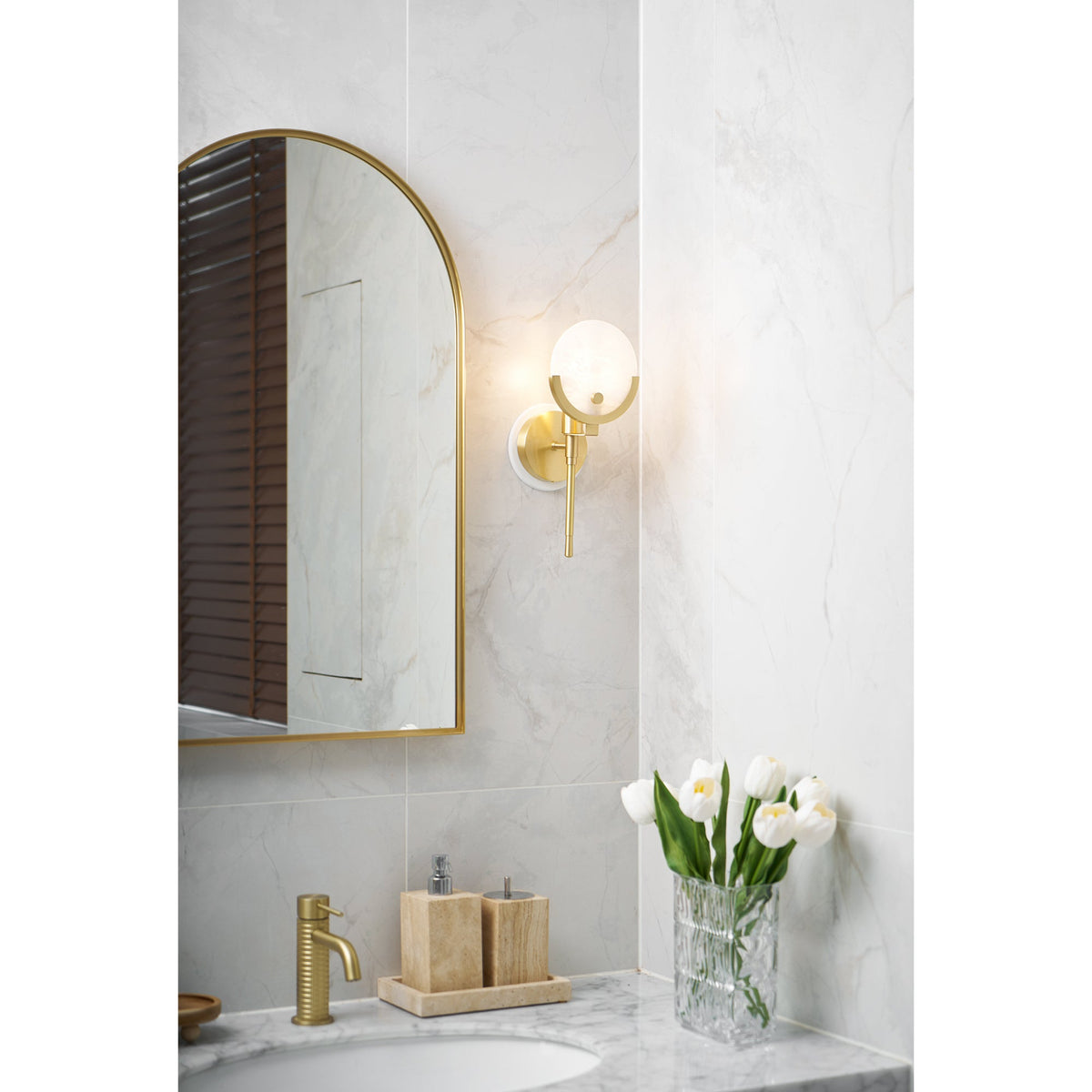 Aminex Sphere Alabaster Wall Light