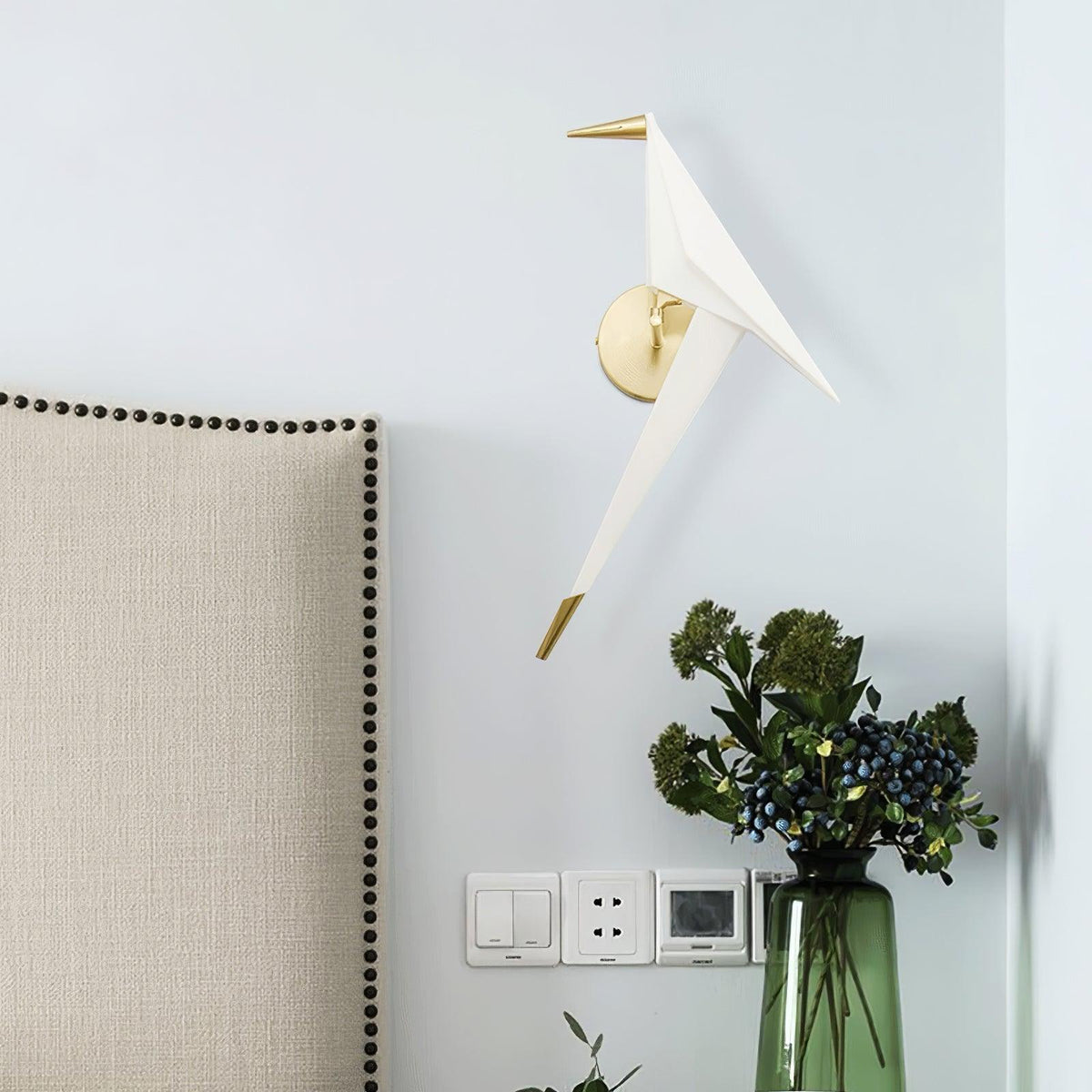 Visileth Nordic Art Crane Plug-In Wall Lamp
