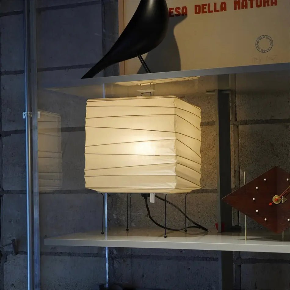 Mith Paper Oriental Table Lamp