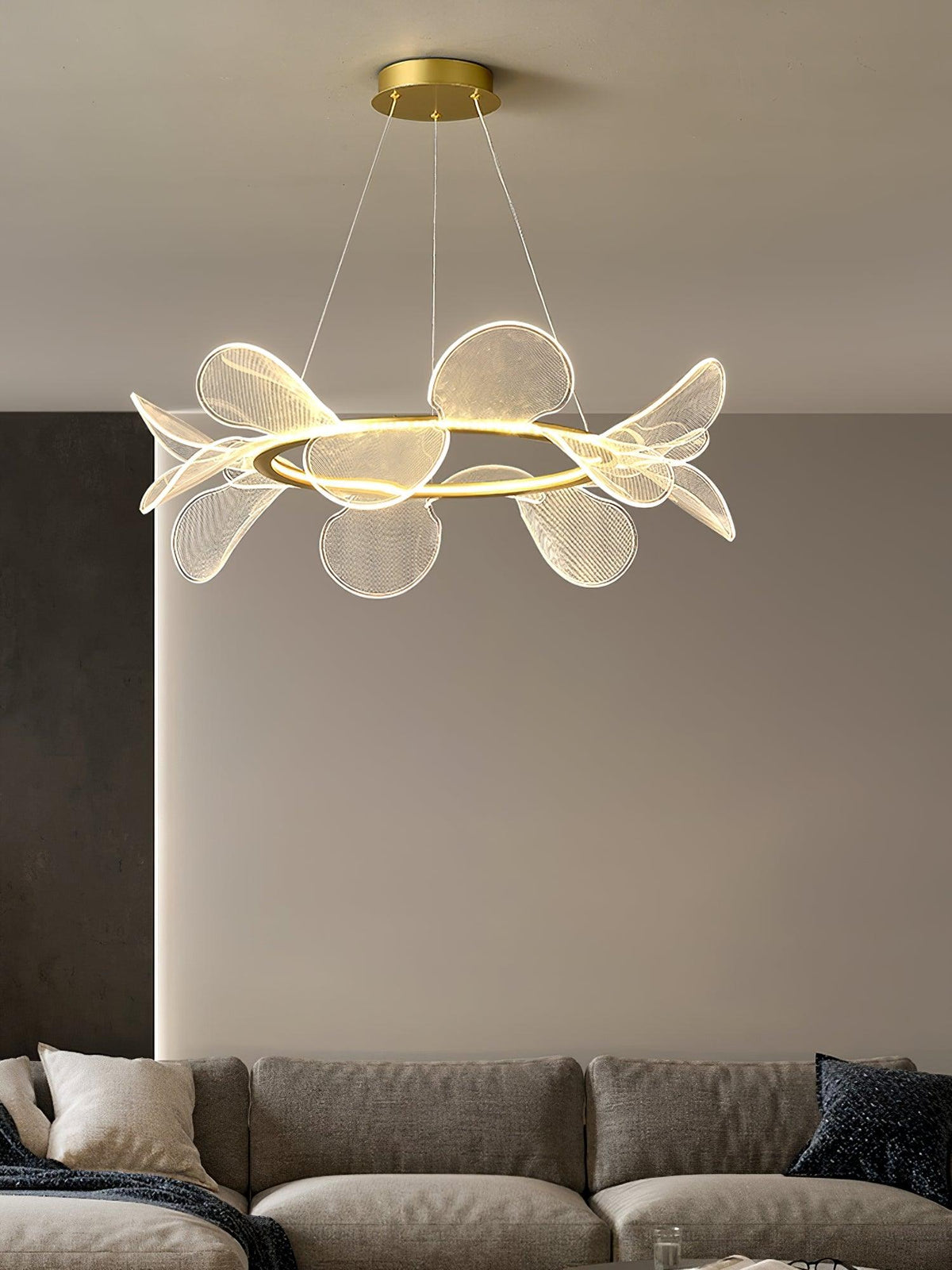 Celalira Chandelier Bain Flying Flowers Acrylic