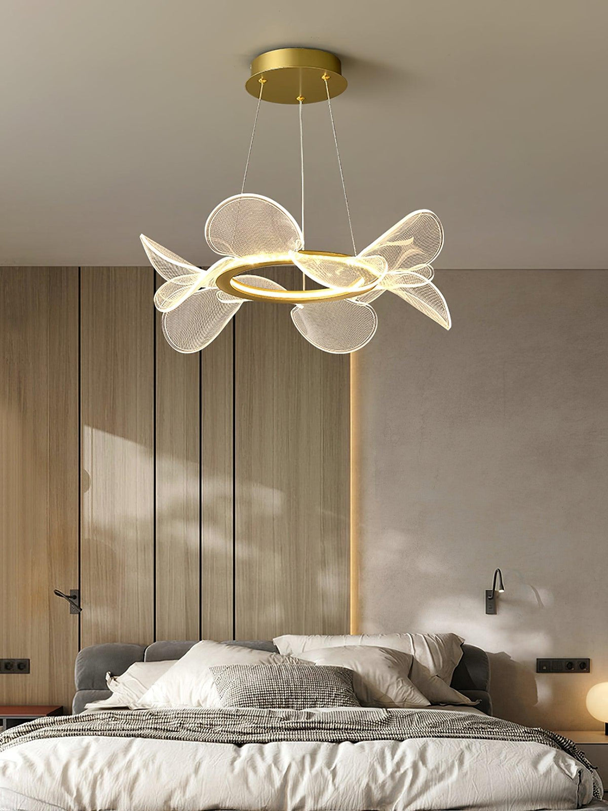 Celalira Chandelier Bain Flying Flowers Acrylic