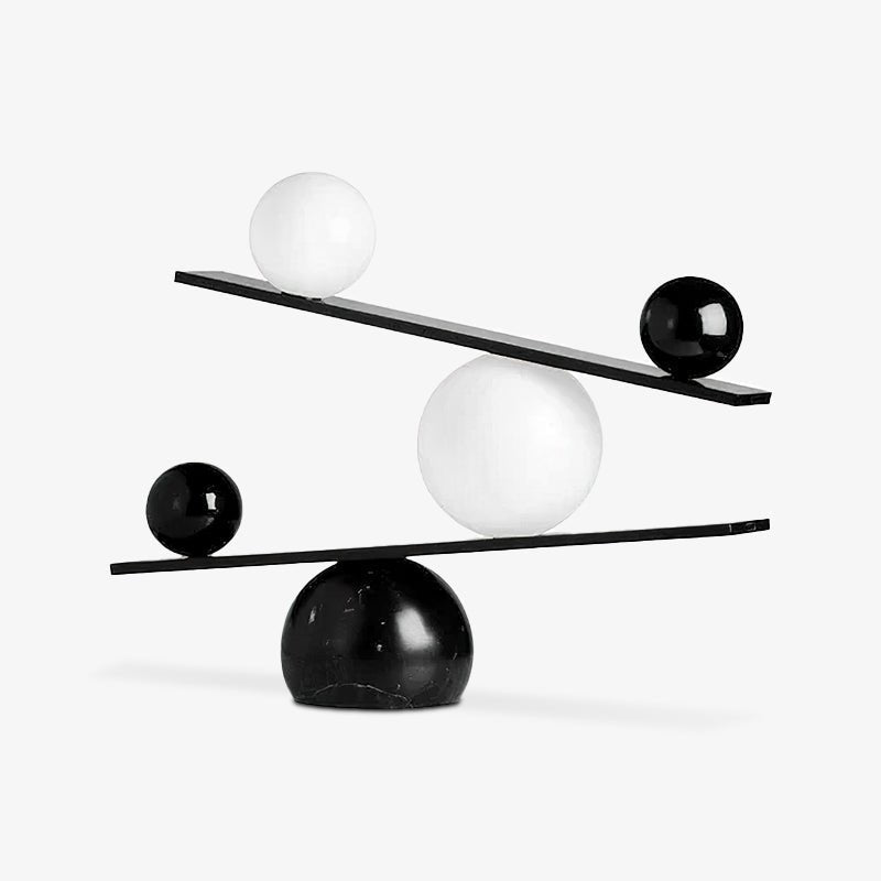 Usilus Table Lamp