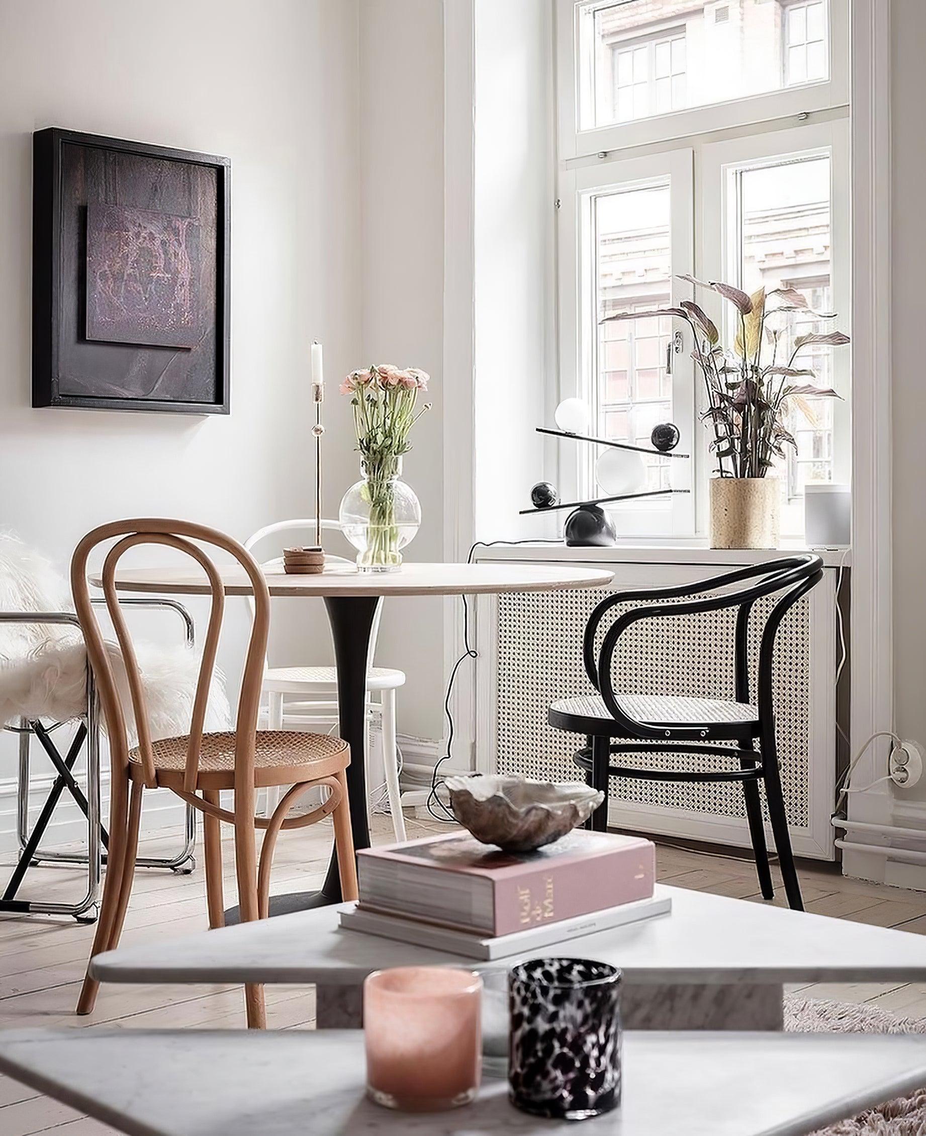 Usilus Table Lamp