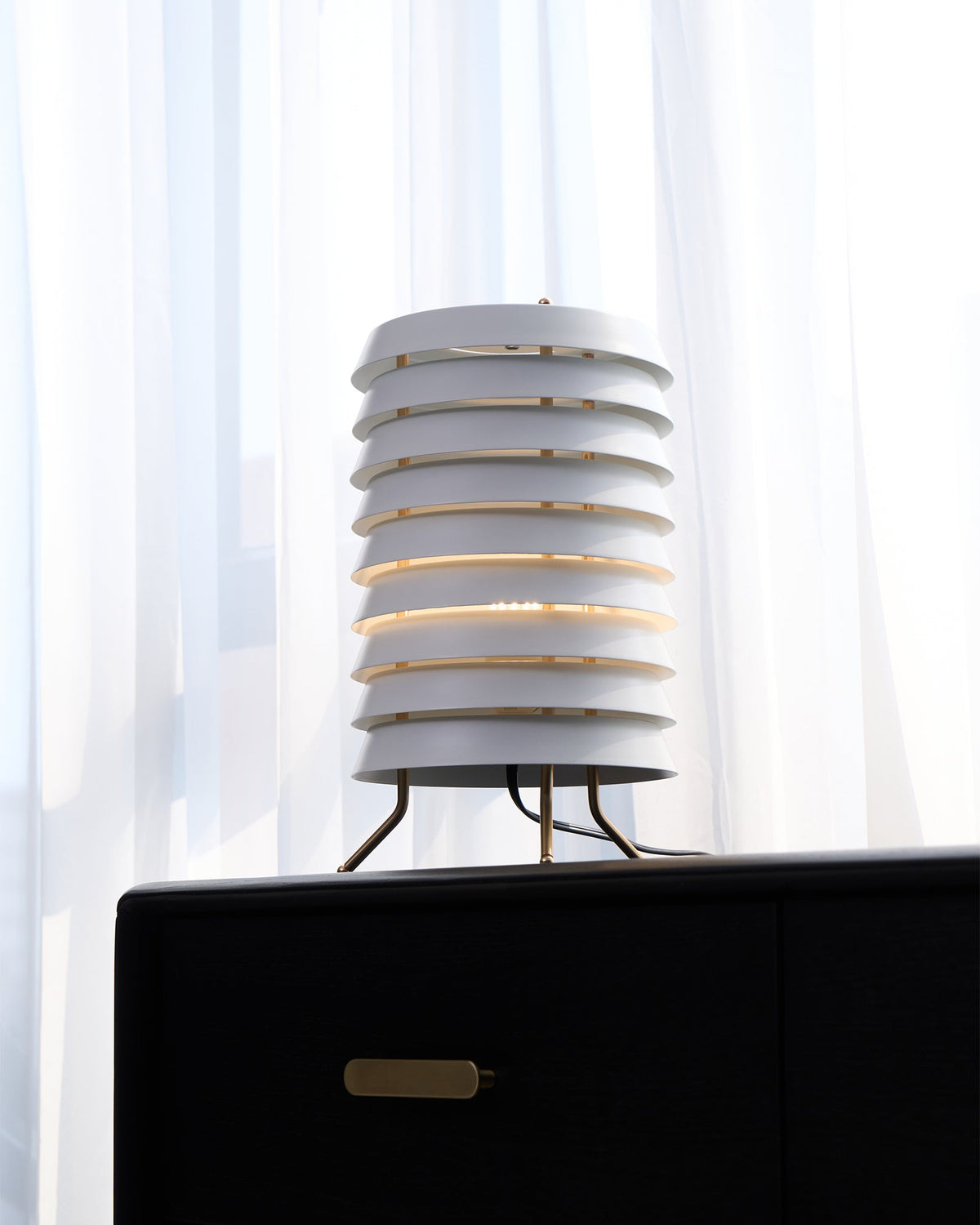 Orelelette Lattice Scandinavian Table Lamp
