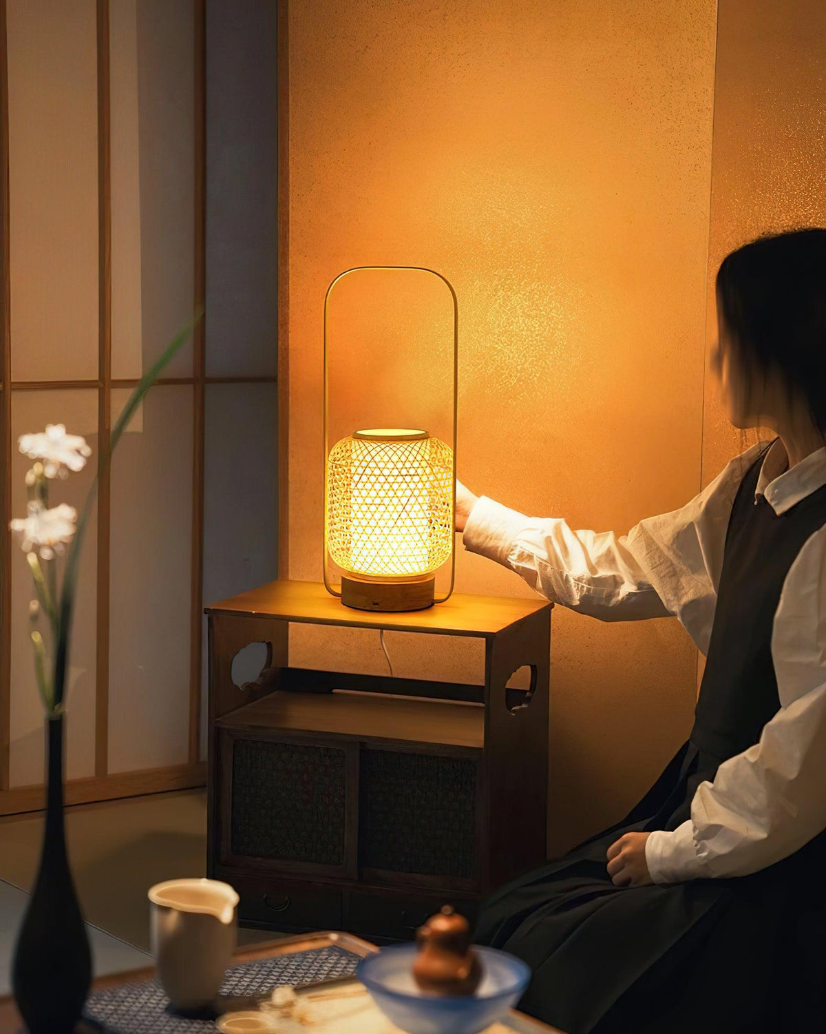 Orbituse Wooden Retro Table Lamp