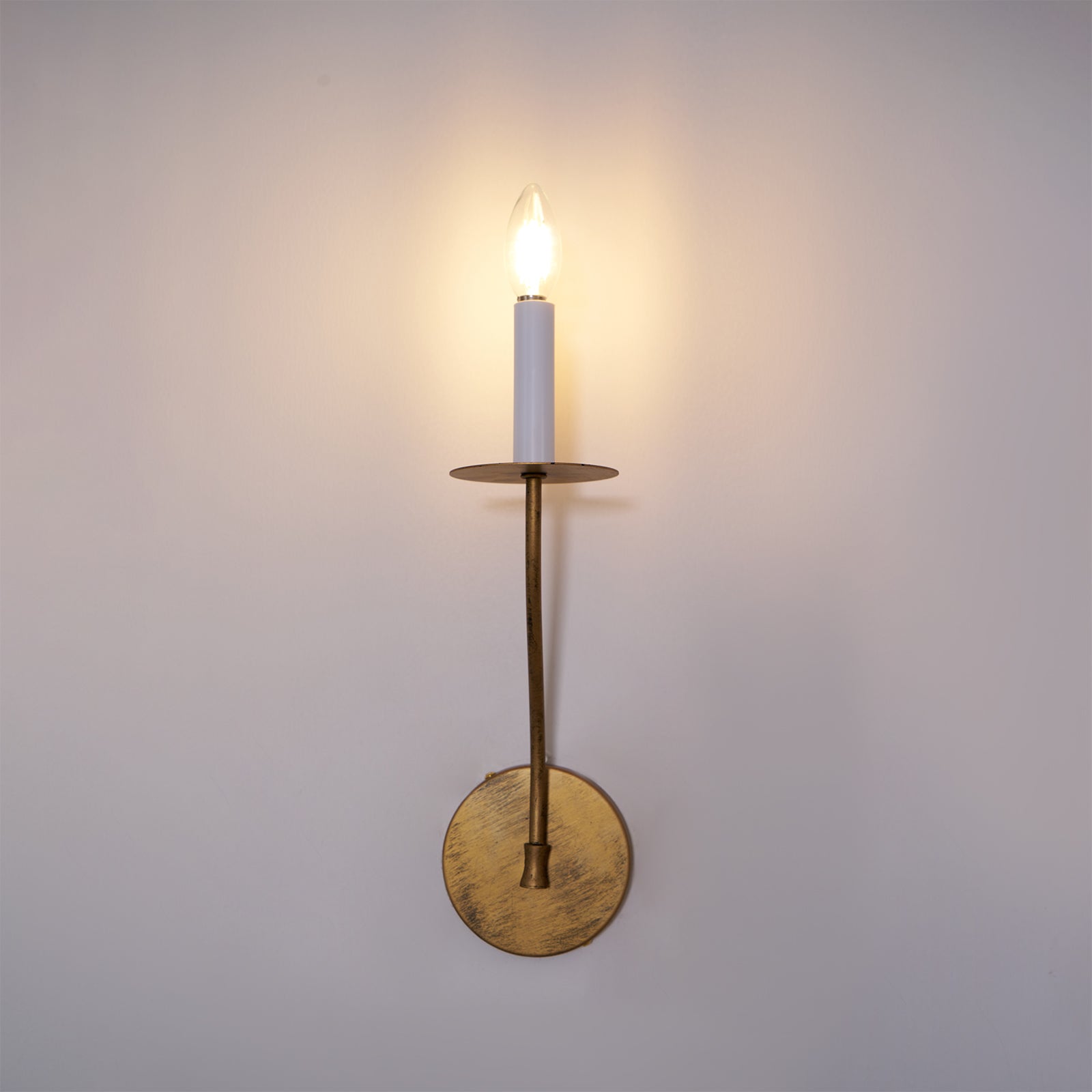 Eirikuvyh Modern Minimalist Vintage Industrial Metal Wall Lamp