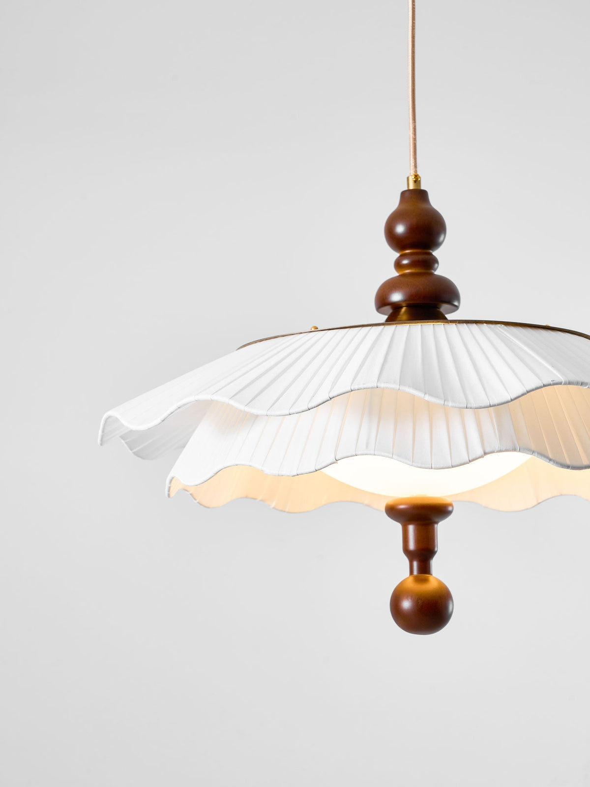 Everford Belle Epoque Pleated Pendant Light