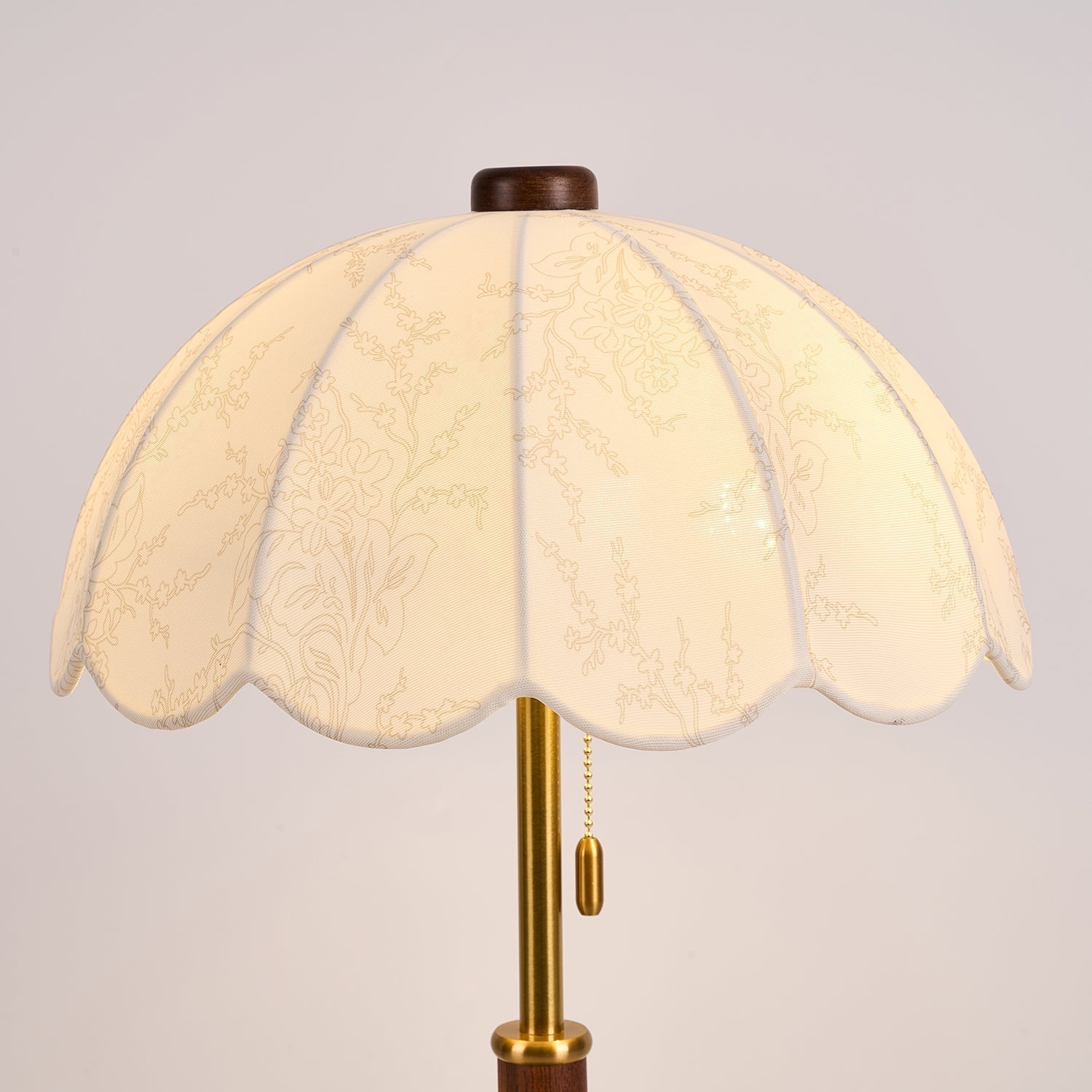 Axiain Wood Fabric Table Lamp