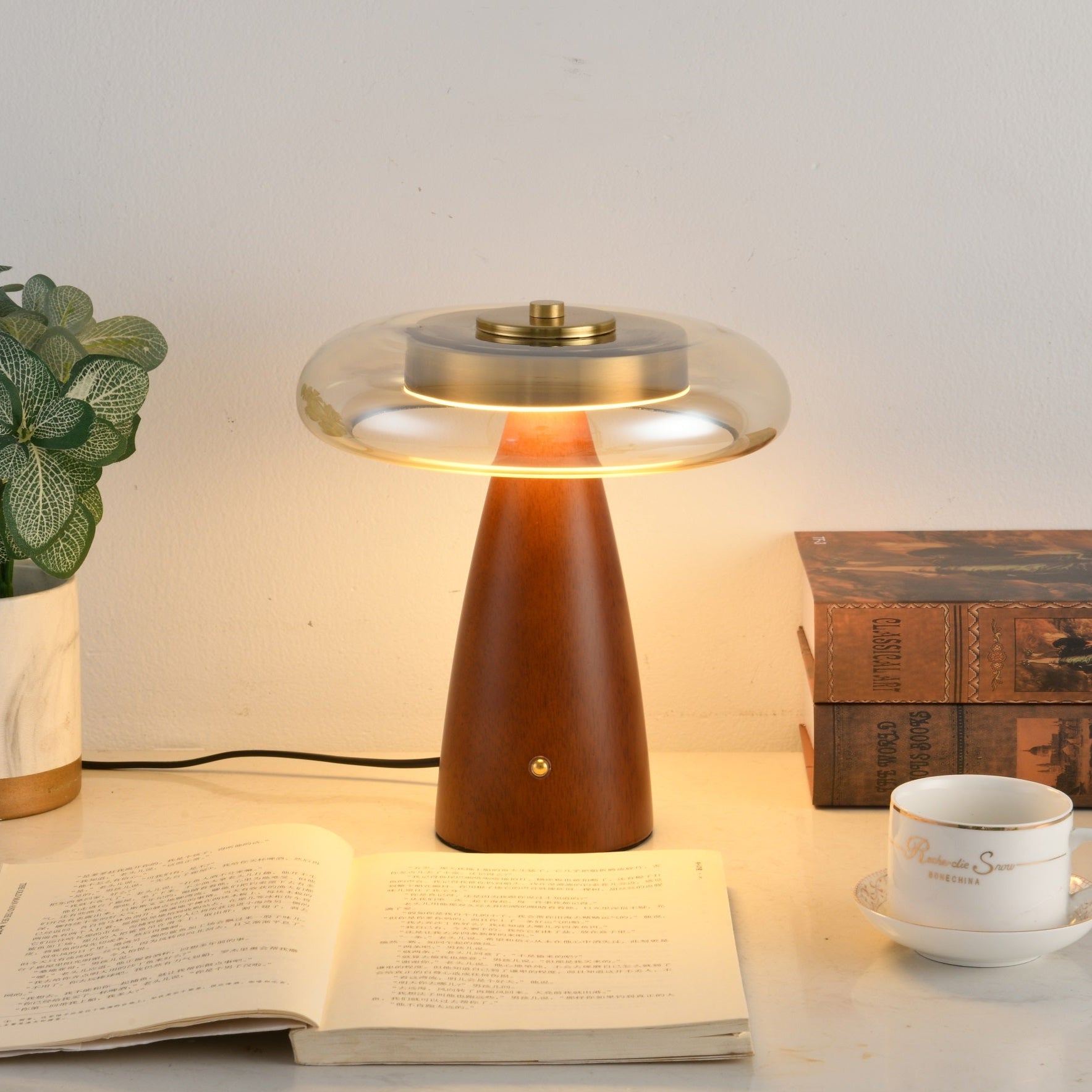 Mushroom Retro Glass Table Lamp