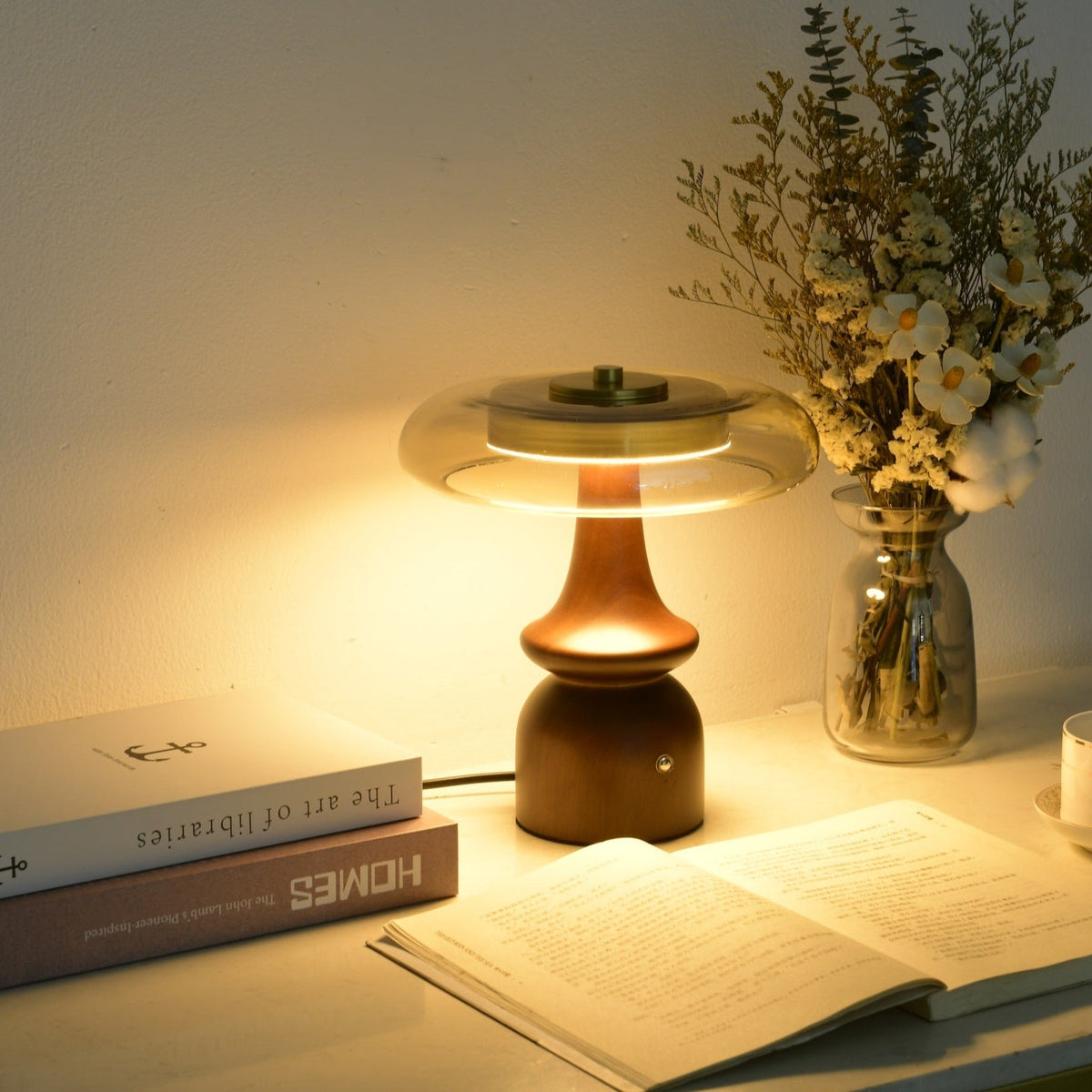 Mushroom Retro Glass Table Lamp