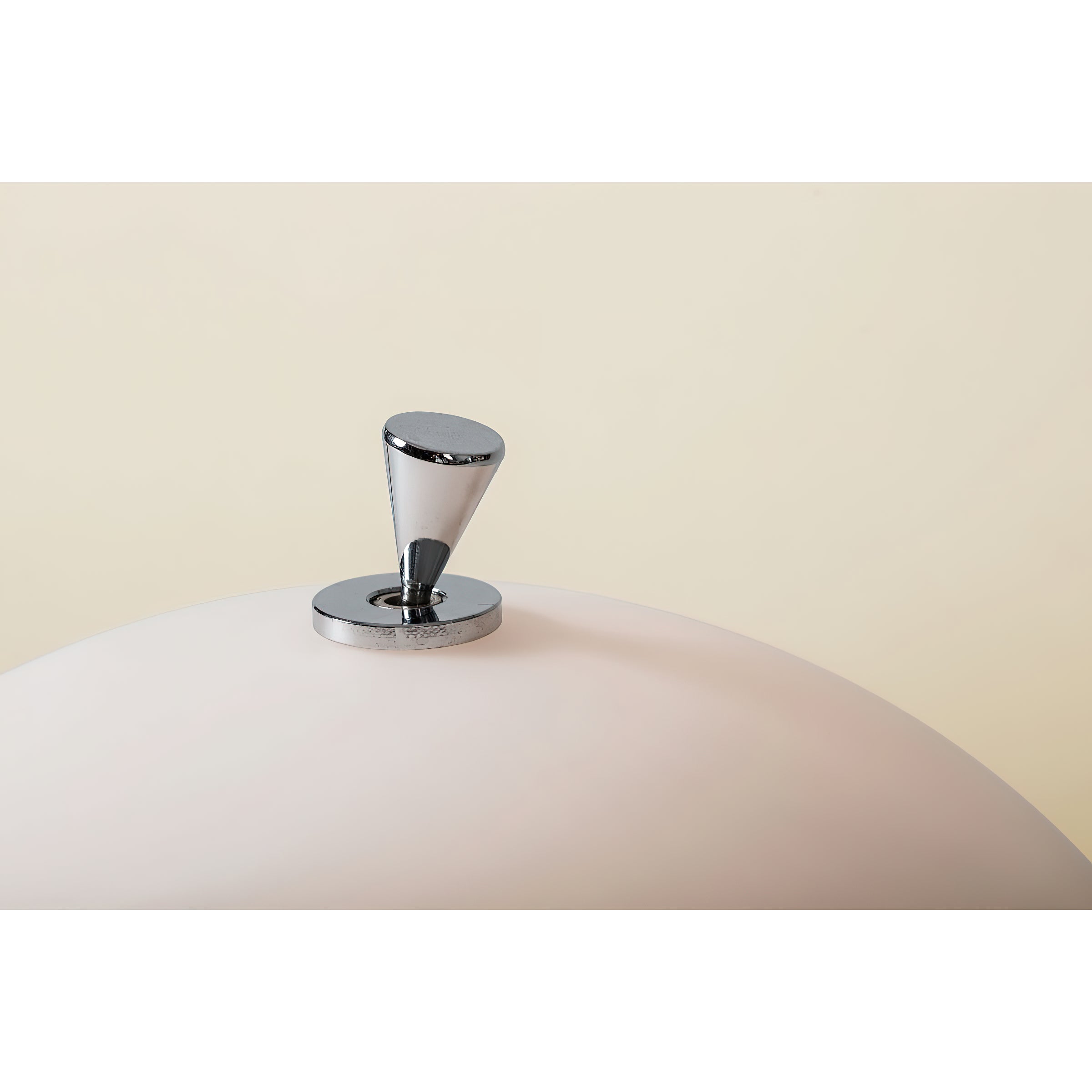 Auret Table Lamp (Built-in Battery)