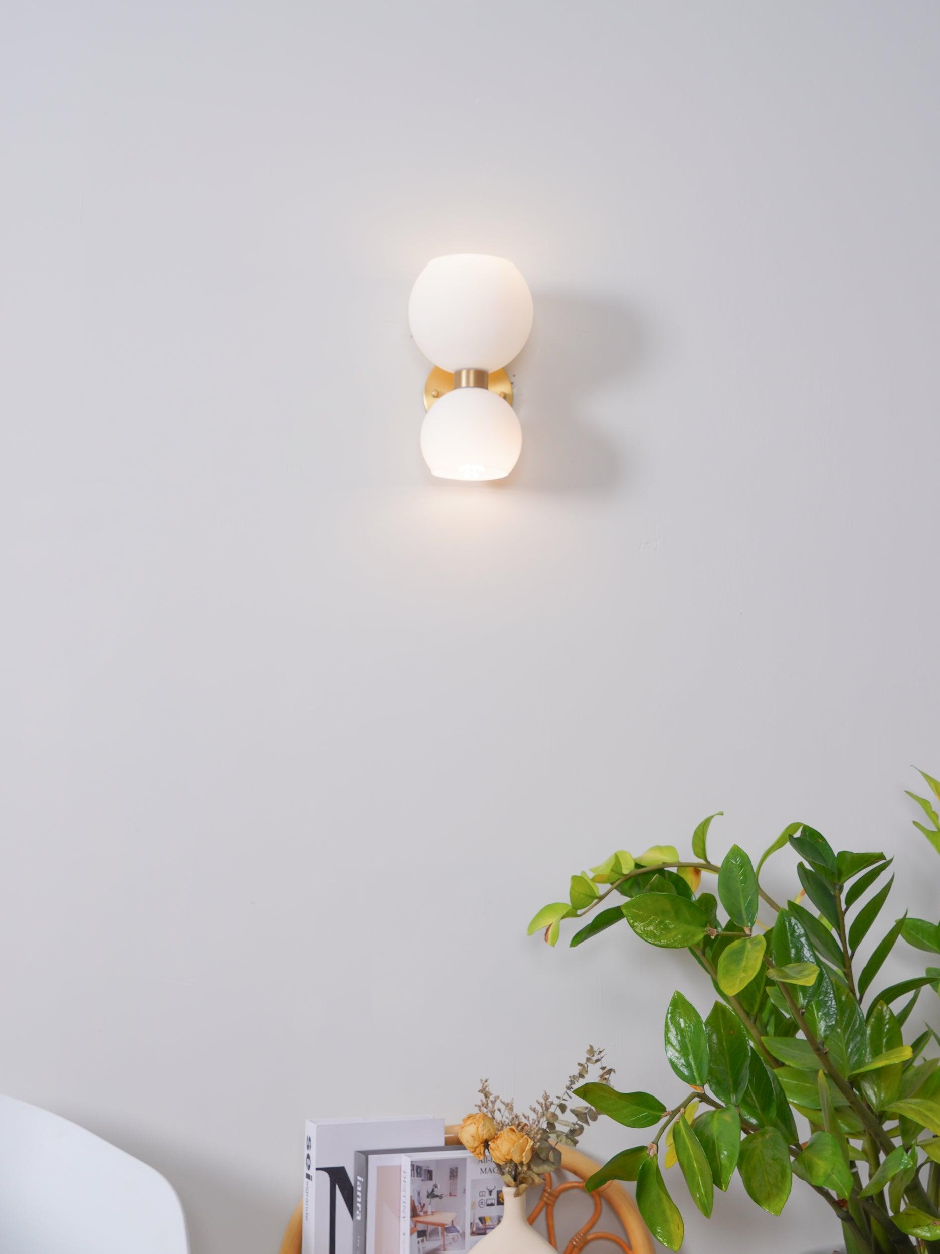 Avynion Modern Nordic Art Glass Wall Lamp