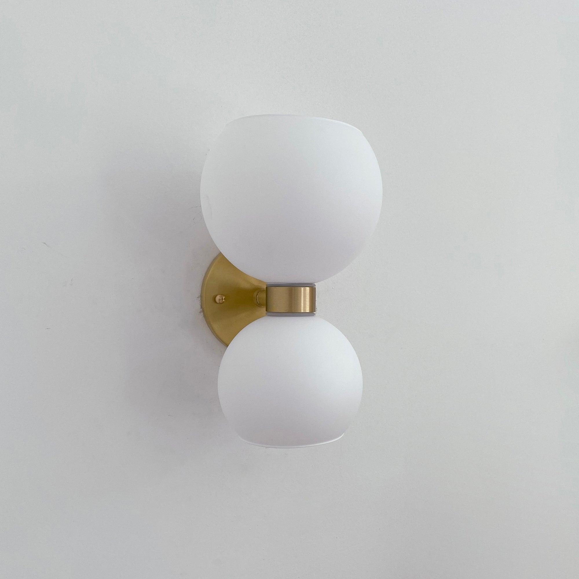 Umarion Round Pearl Glass Sconce Wall lamp