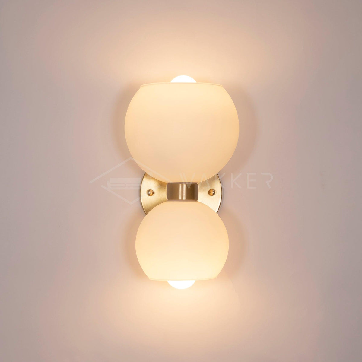 Avynion Modern Nordic Art Glass Wall Lamp