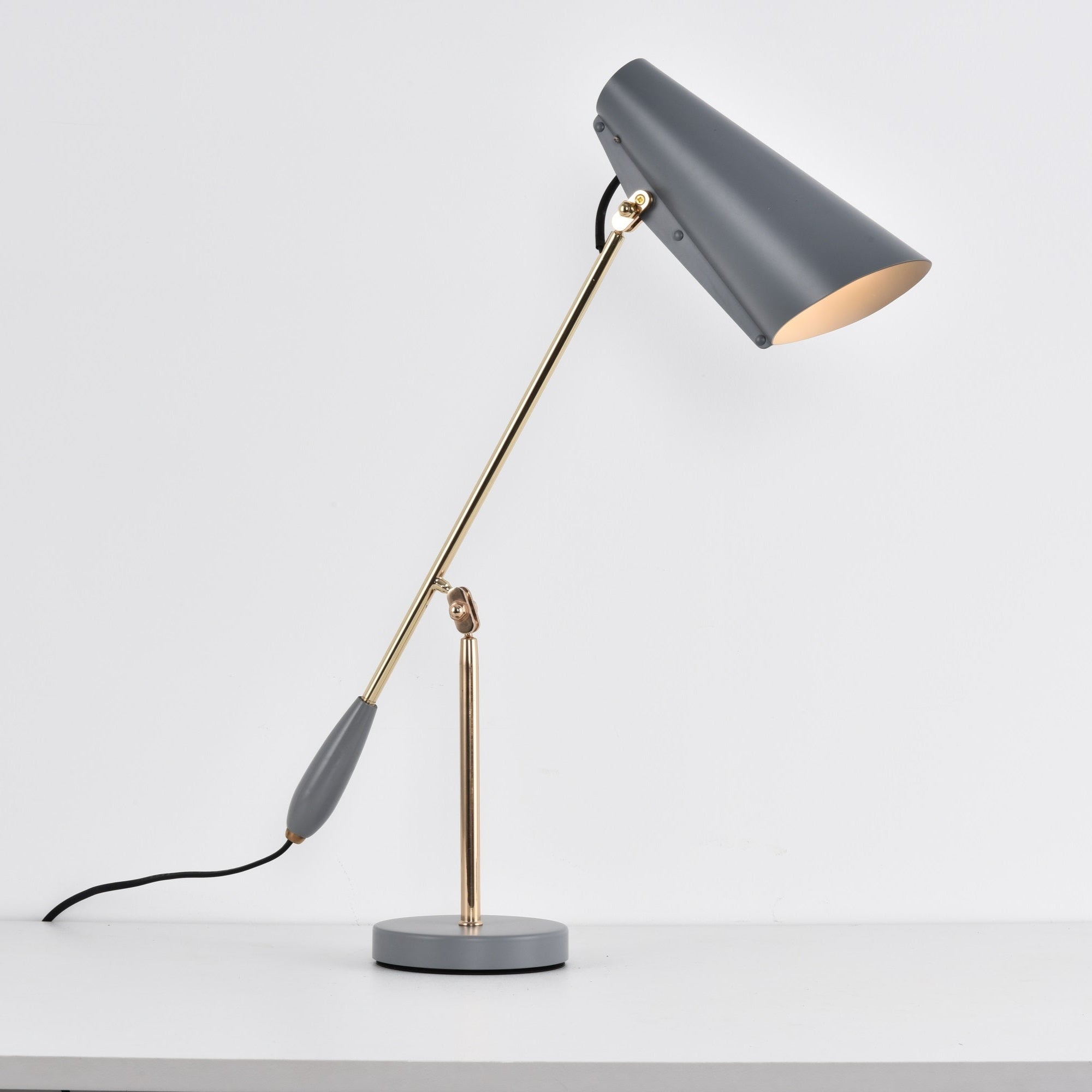 Orbix Steel Mid-Century Table Lamp - Neutral Decor