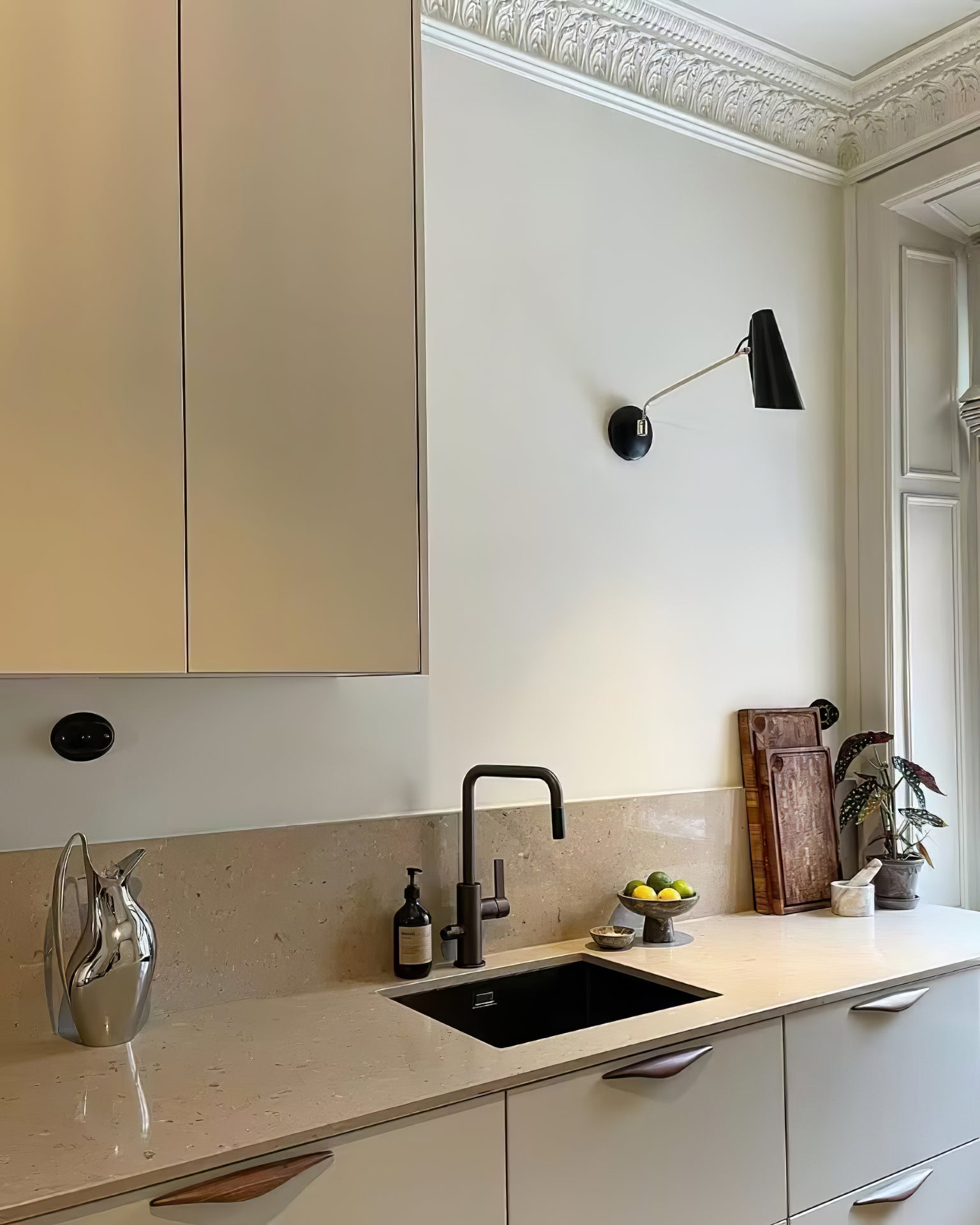 Cedoria Modern Minimalist Birdy Wall Lamp