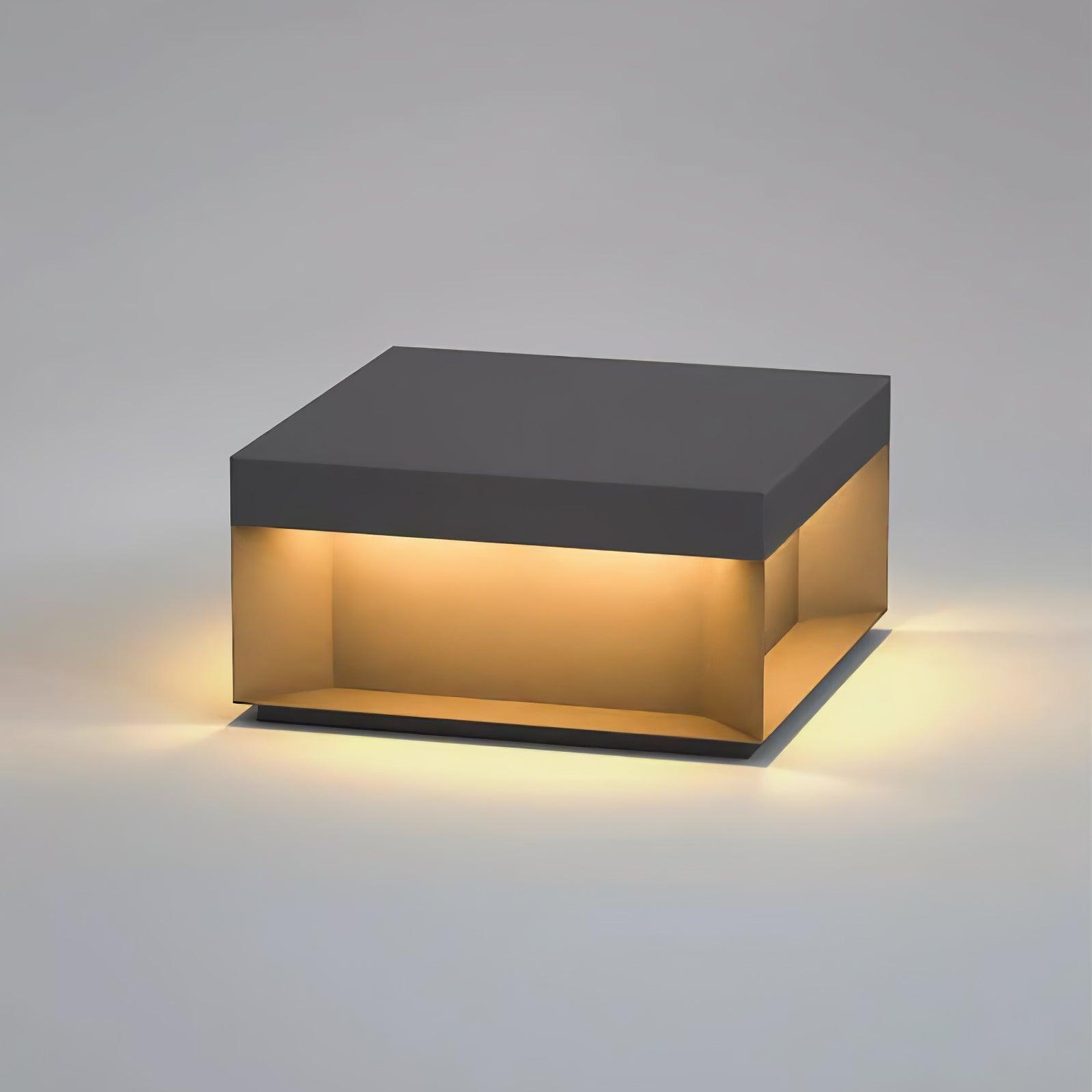 Polly Modern Outdoor Light