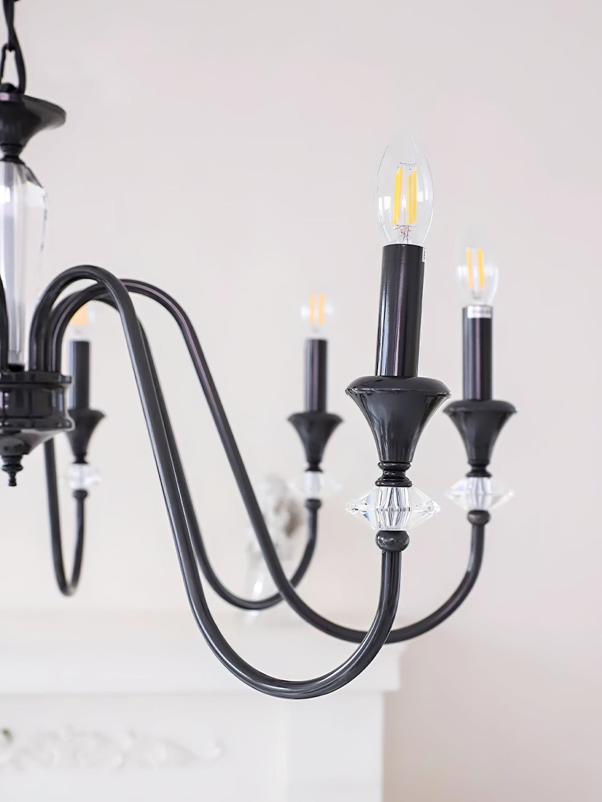 Selivora Chandelier Black & Crystal Candelabra