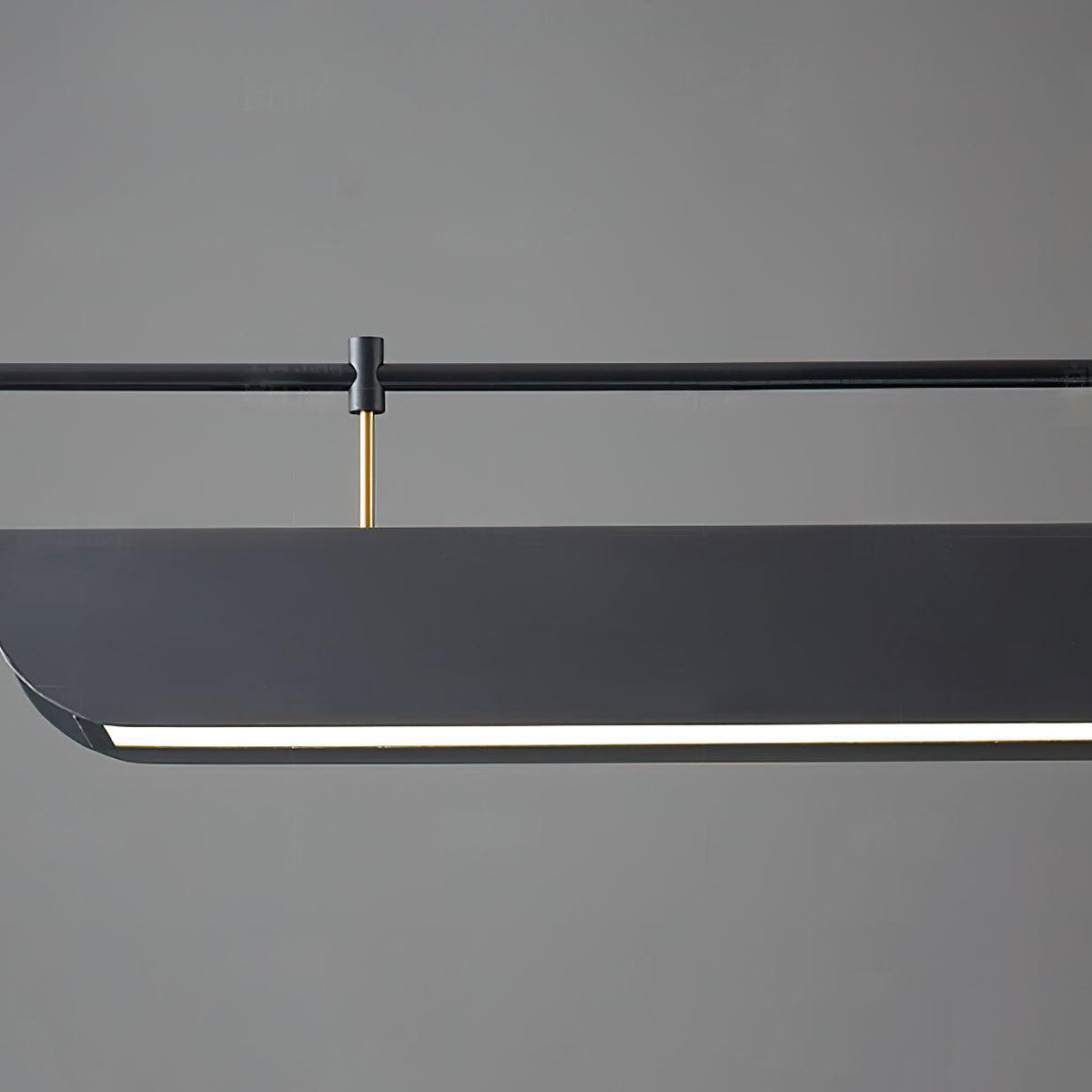 Terianora Chandelier Black Roof LED