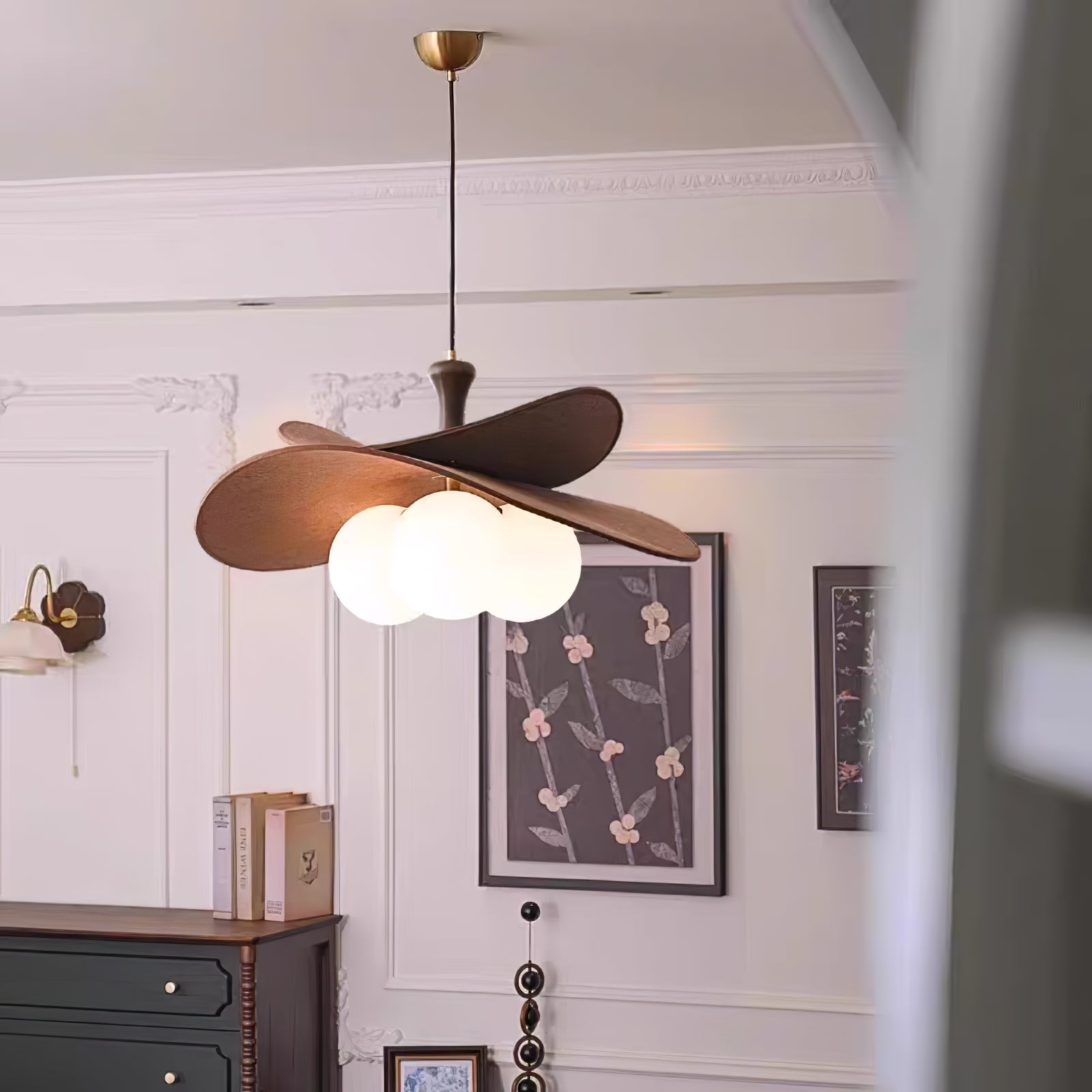 Flintis Petals Chandelier
