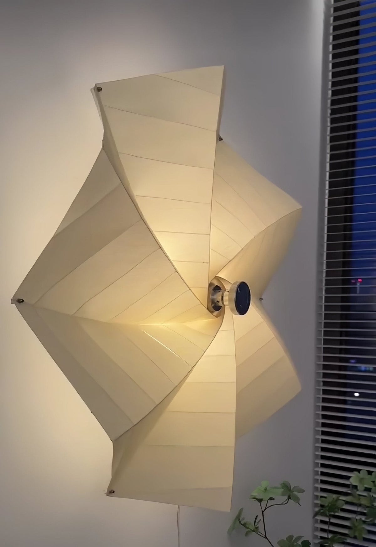 Liniise Spiral Fabric Pendant Light