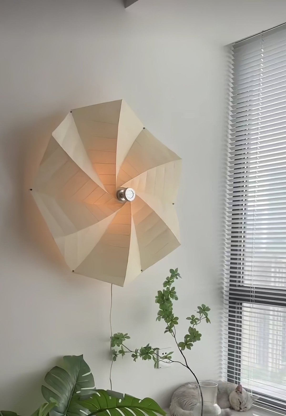 Liniise Spiral Fabric Pendant Light