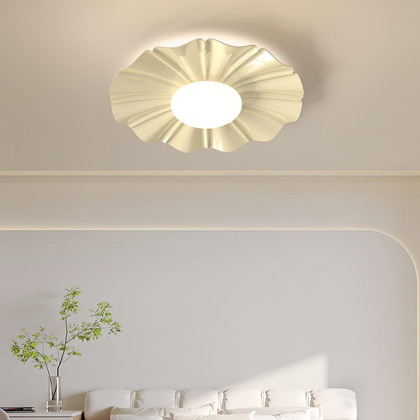 Oriiraya Ceiling Light Gold LED Scalloped for Bedroom