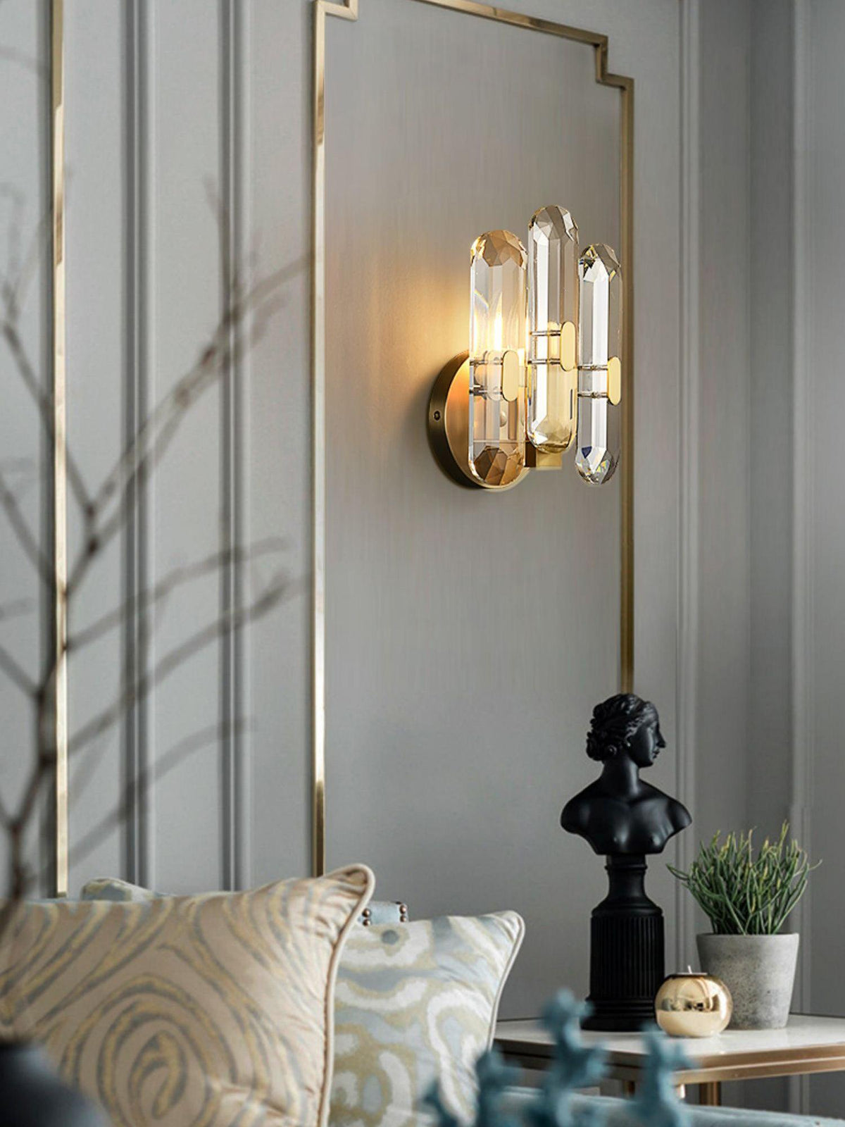 Elina Postmodern Luxury Crystal Sconce Wall Lamp