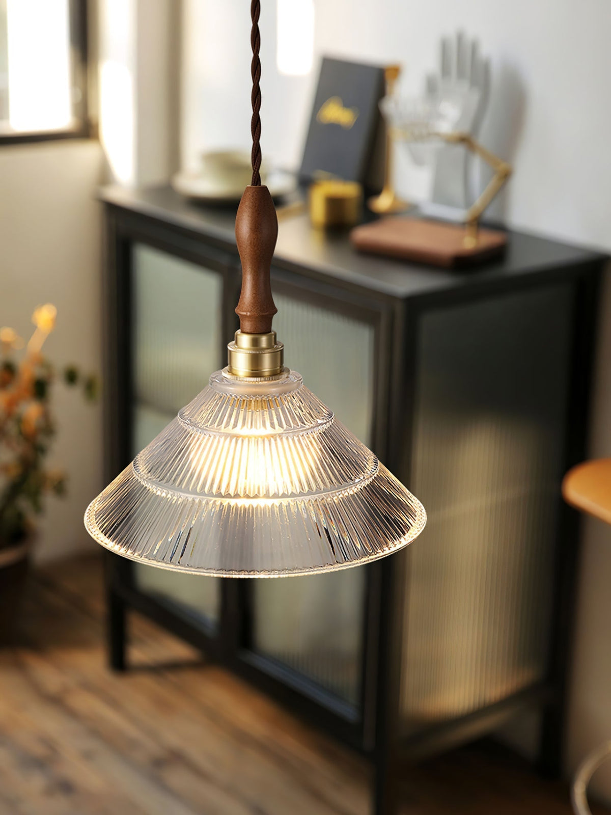 Arcara Vintage Ripple Glass Wood Pendant Lamp