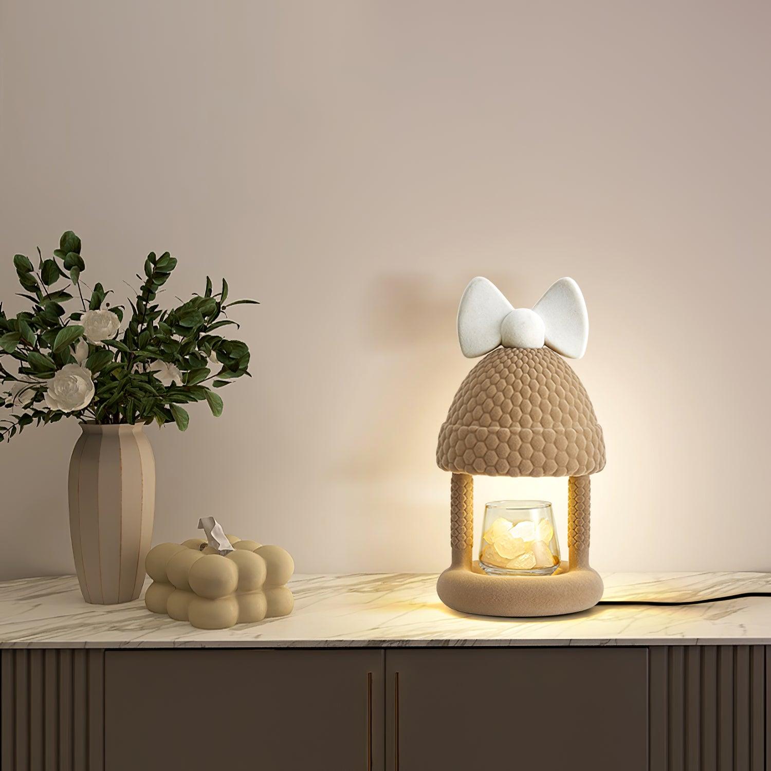 Zarinil Flocked Resin Playful Table Lamp