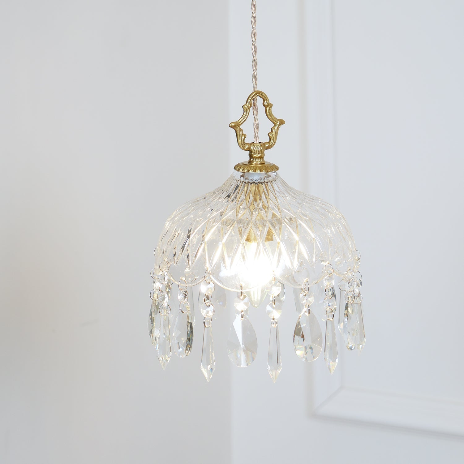 Elyran Crystal Vintage Pendant Lamp - Neutral Decor