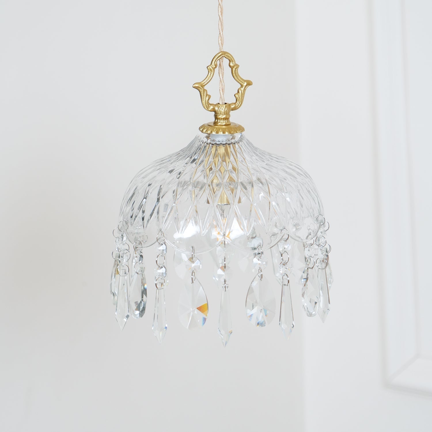 Elyran Crystal Vintage Pendant Lamp - Neutral Decor