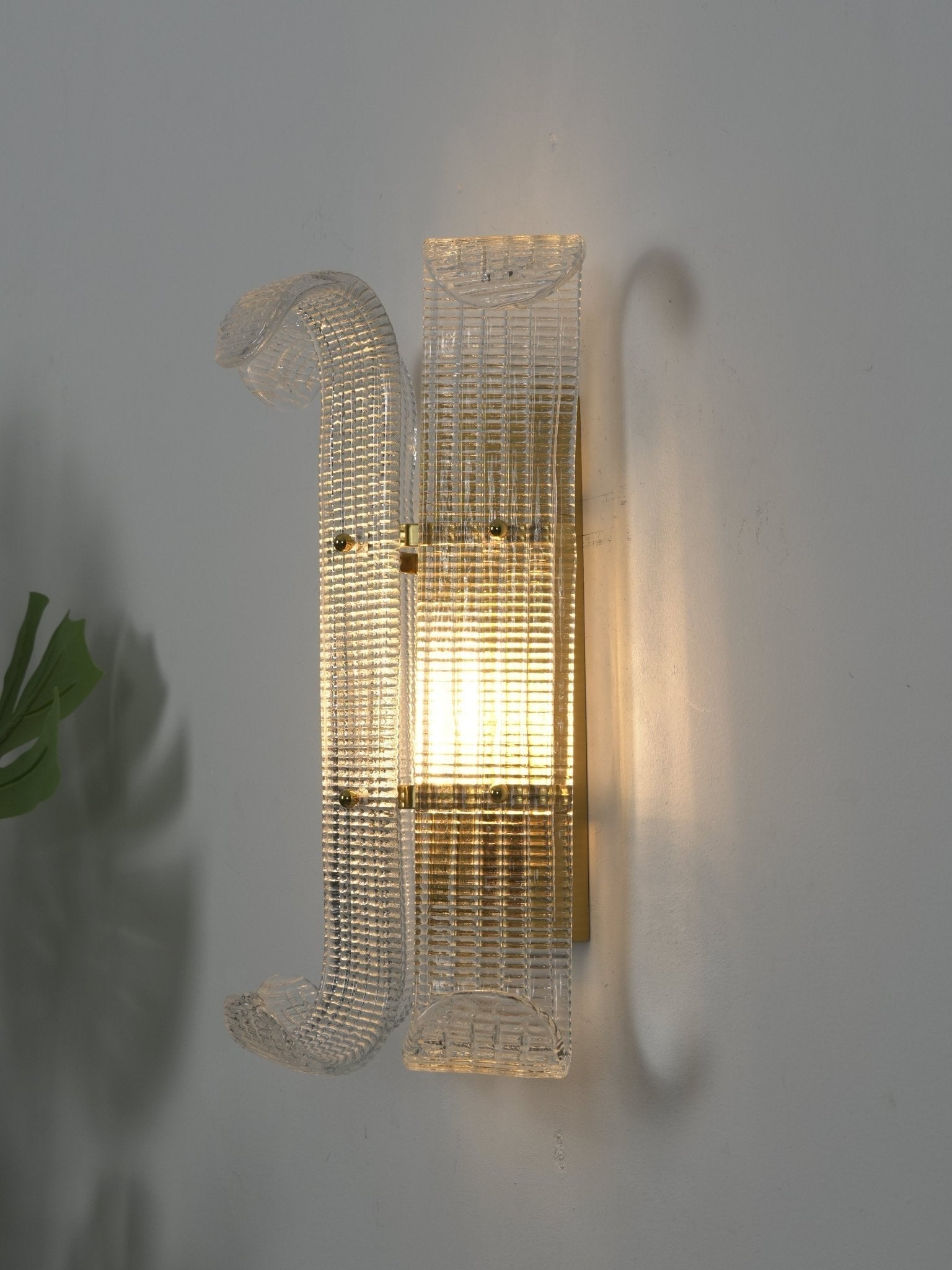 Dara Luxurious Champagne Glass Brasher Wall Lamp