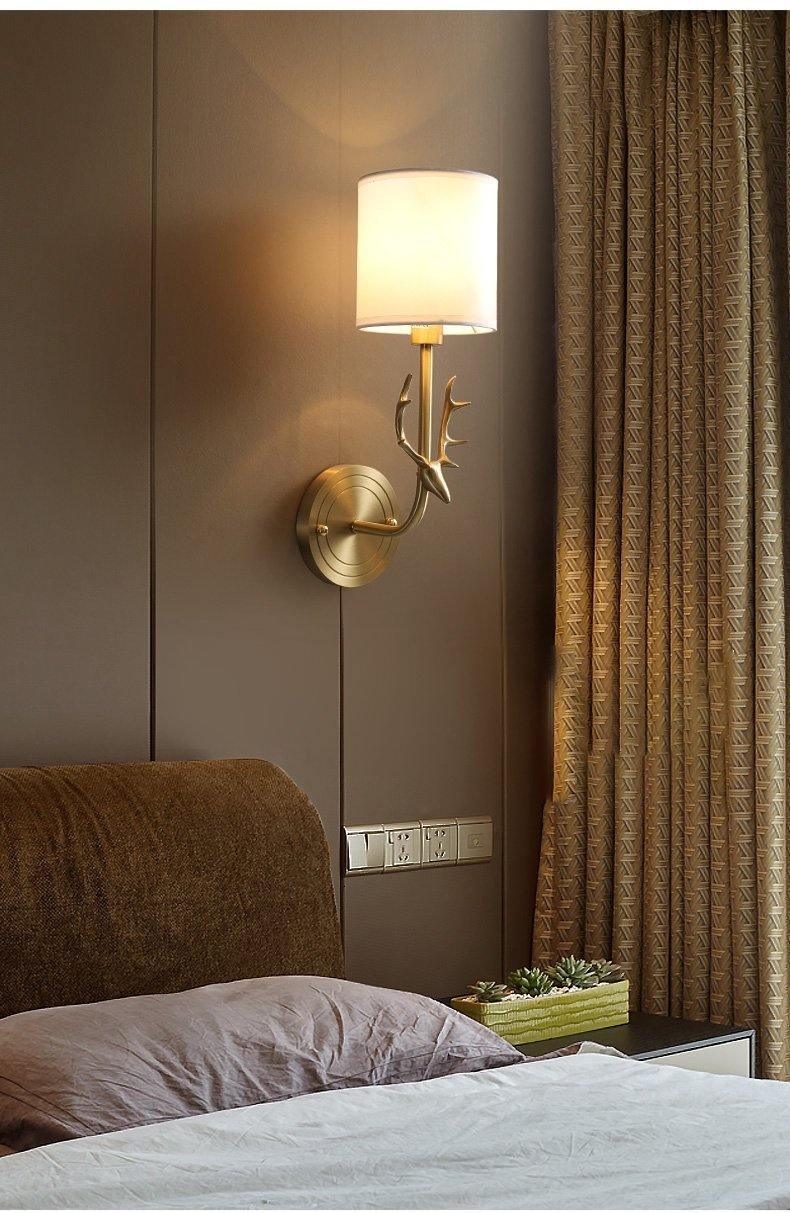 Noble Elegance Deer Head Brass Wall Light - Neutral Decor