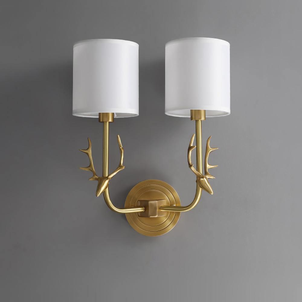 Noble Elegance Deer Head Brass Wall Light - Neutral Decor