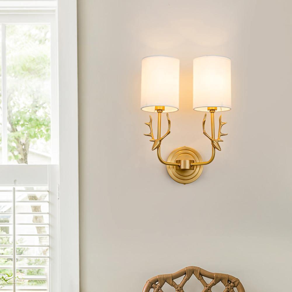 Noble Elegance Deer Head Brass Wall Light - Neutral Decor