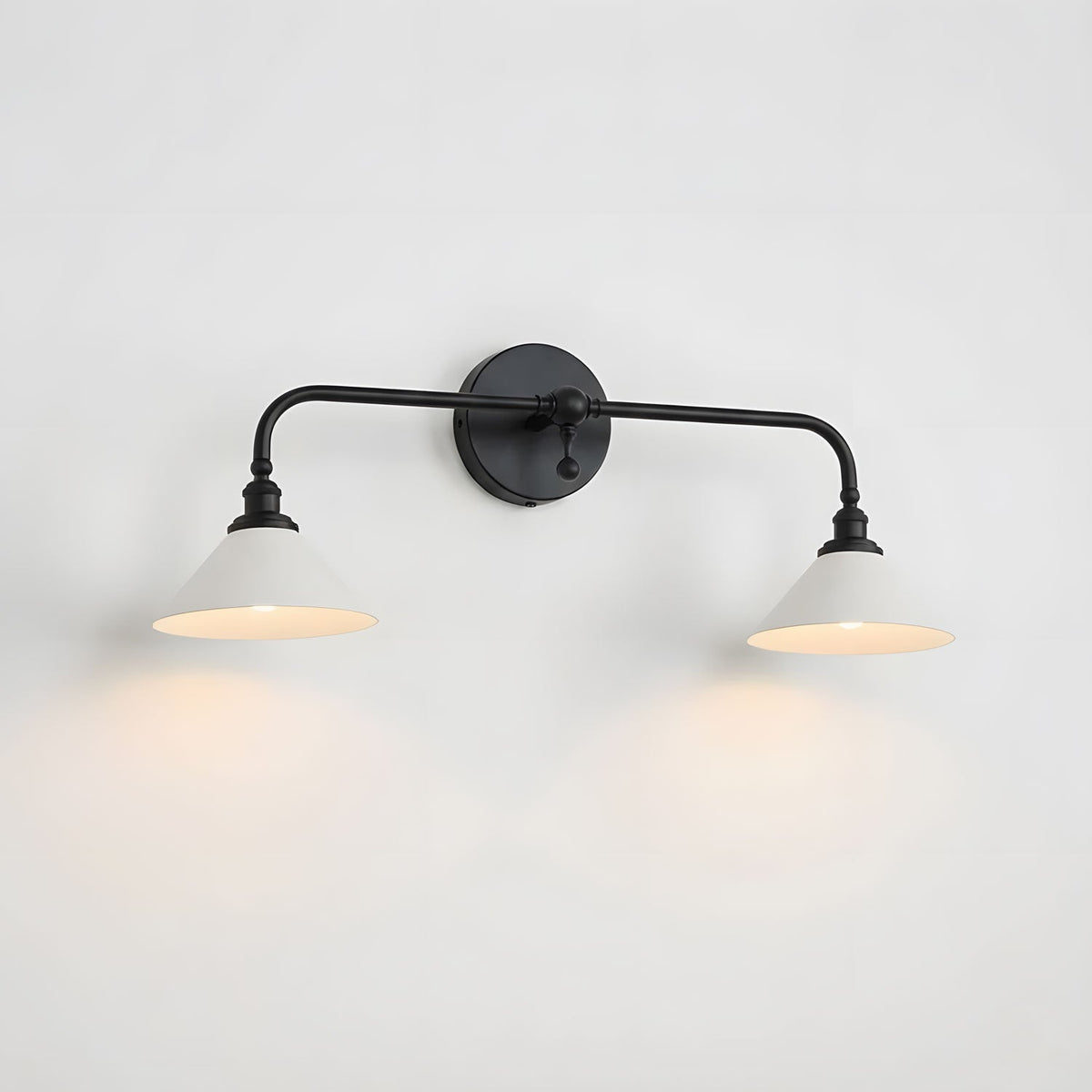 Dina Valerienne Minimalist Horn-shaped Metal Wall Lamp