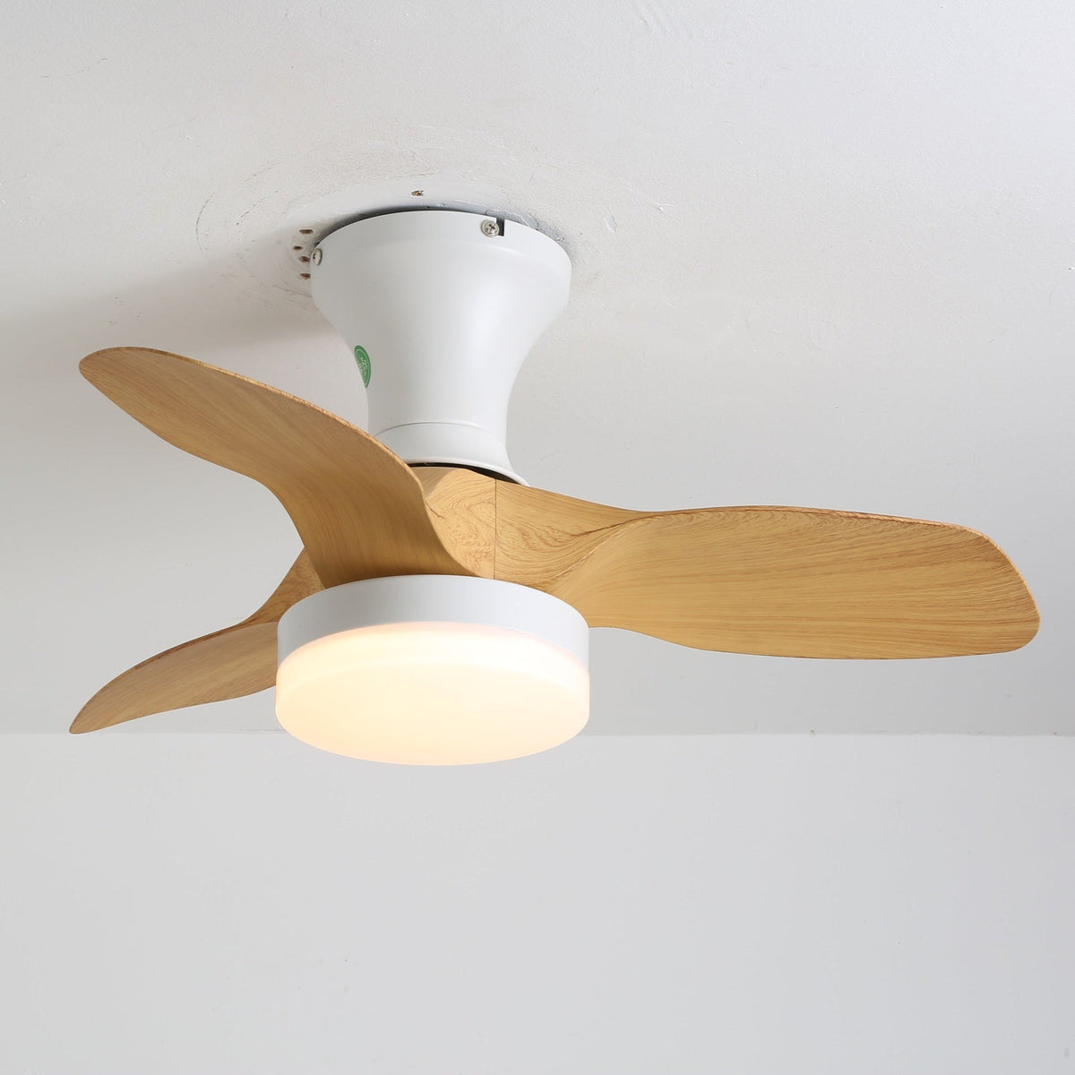 Syliseon Minimalist White Wood Ceiling Fan Light